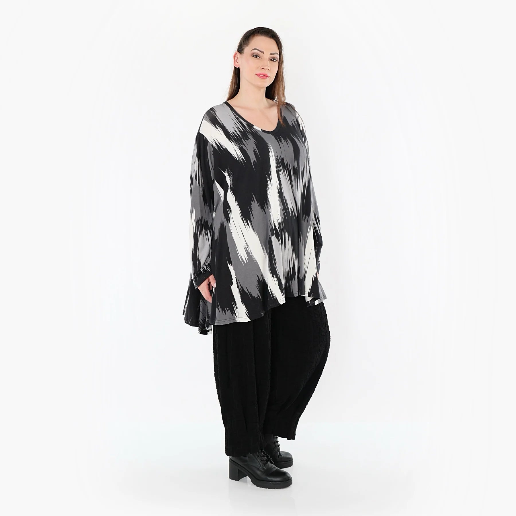  A-Form Bigshirt von AKH Fashion aus Viskose, 1530.00593, Schwarz/Grau/Weiß, Pinselstrich