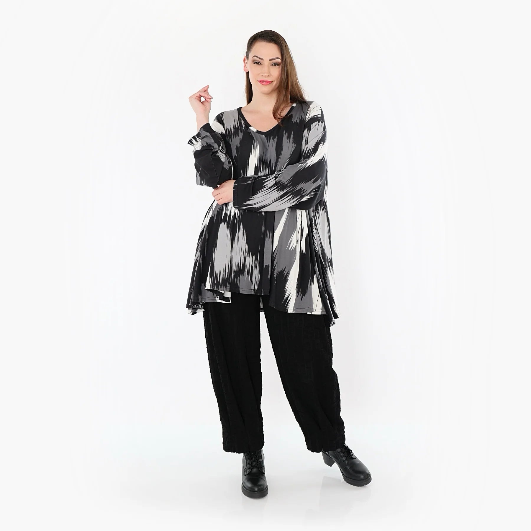 A-Form Bigshirt von AKH Fashion aus Viskose, 1530.00593, Schwarz/Grau/Weiß, Pinselstrich