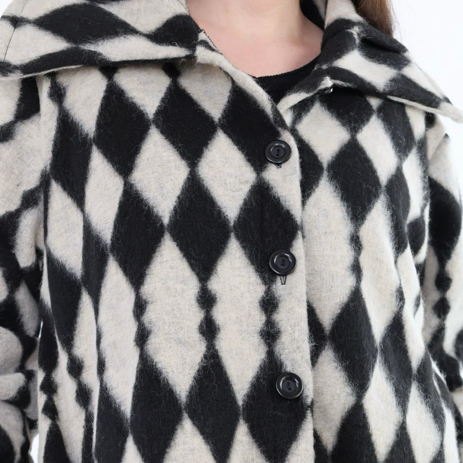  Ballonmantel von AKH Fashion aus Materialmix, 1538.03023, Ecru/Schwarz, Raute, Schick