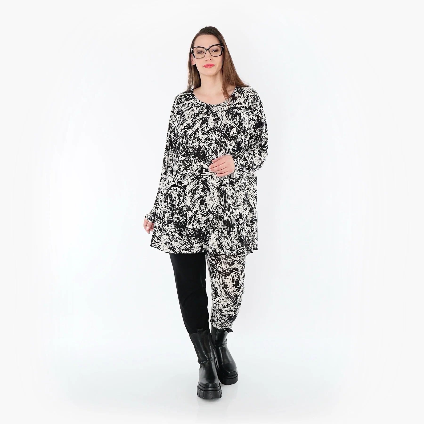  AKH Fashion Shirt in Glocken-Form, aus Viskose, 1559.01892, Schwarz/Weiß, Abstrakt, Schick