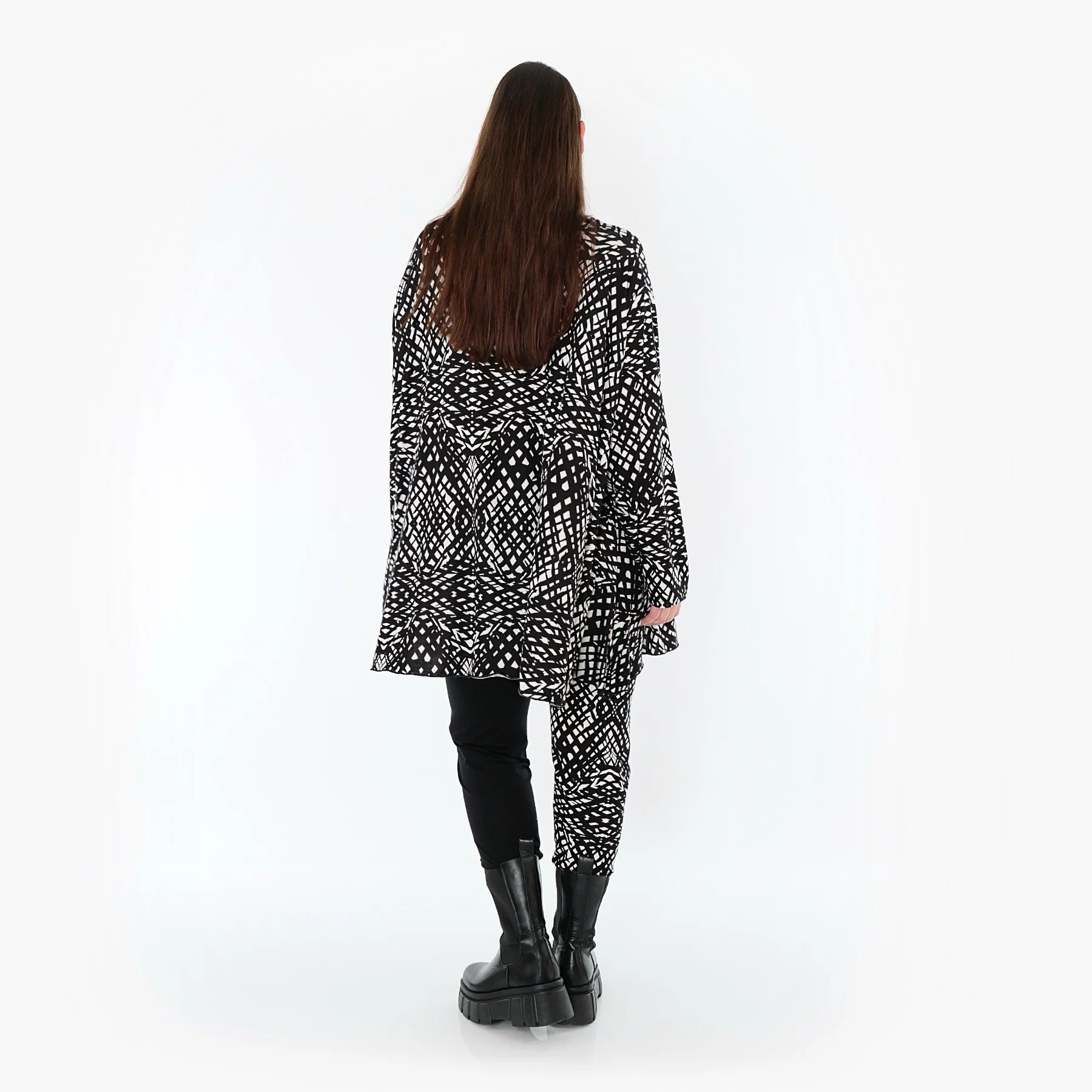  A-Form Bigshirt von AKH Fashion aus Viskose, 1560.00593, Schwarz/Weiß, Abstrakt, Ausgefallen
