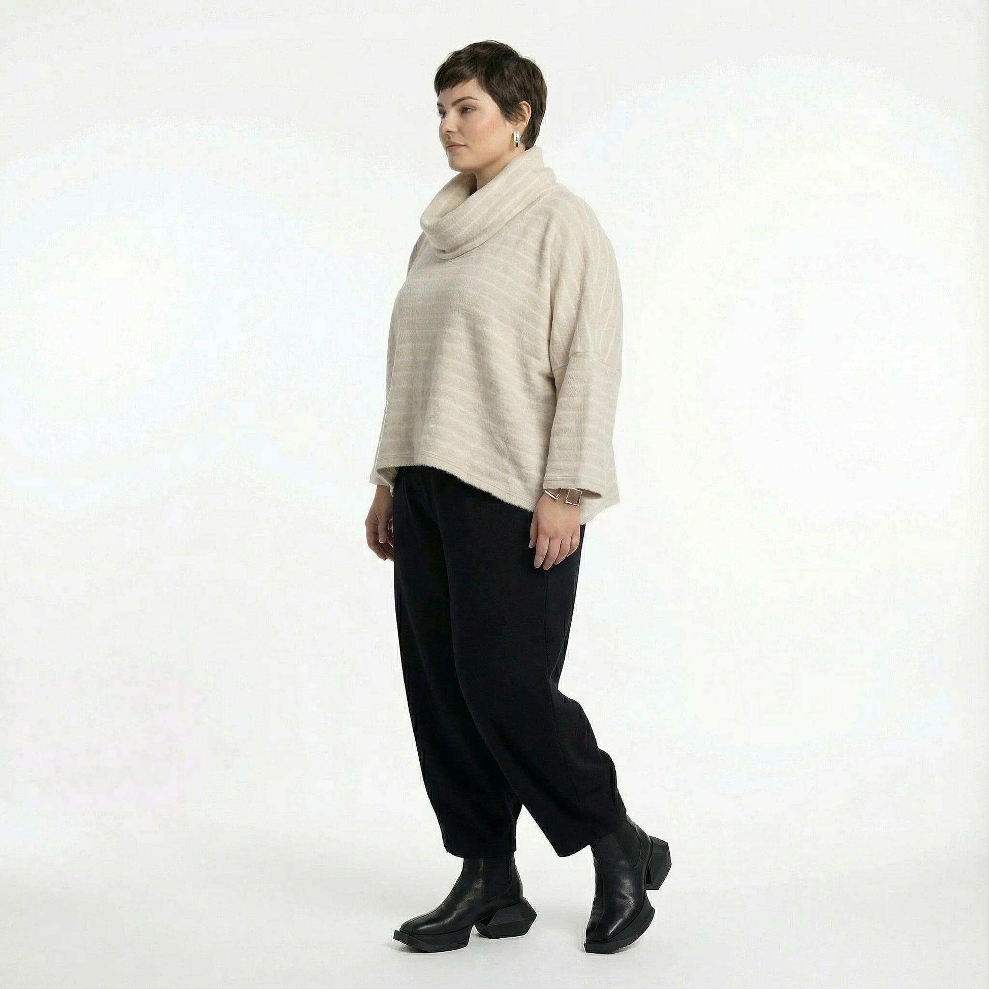  AKH Fashion Bigshirt in kastiger Form, aus Materialmix, 1569.03019, Beige/Weiß, Streifen