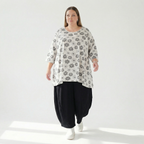  A-Form Bigshirt von AKH Fashion aus Viskose, 1575.00593, Weiß/Schwarz, Blumen, Ausgefallen