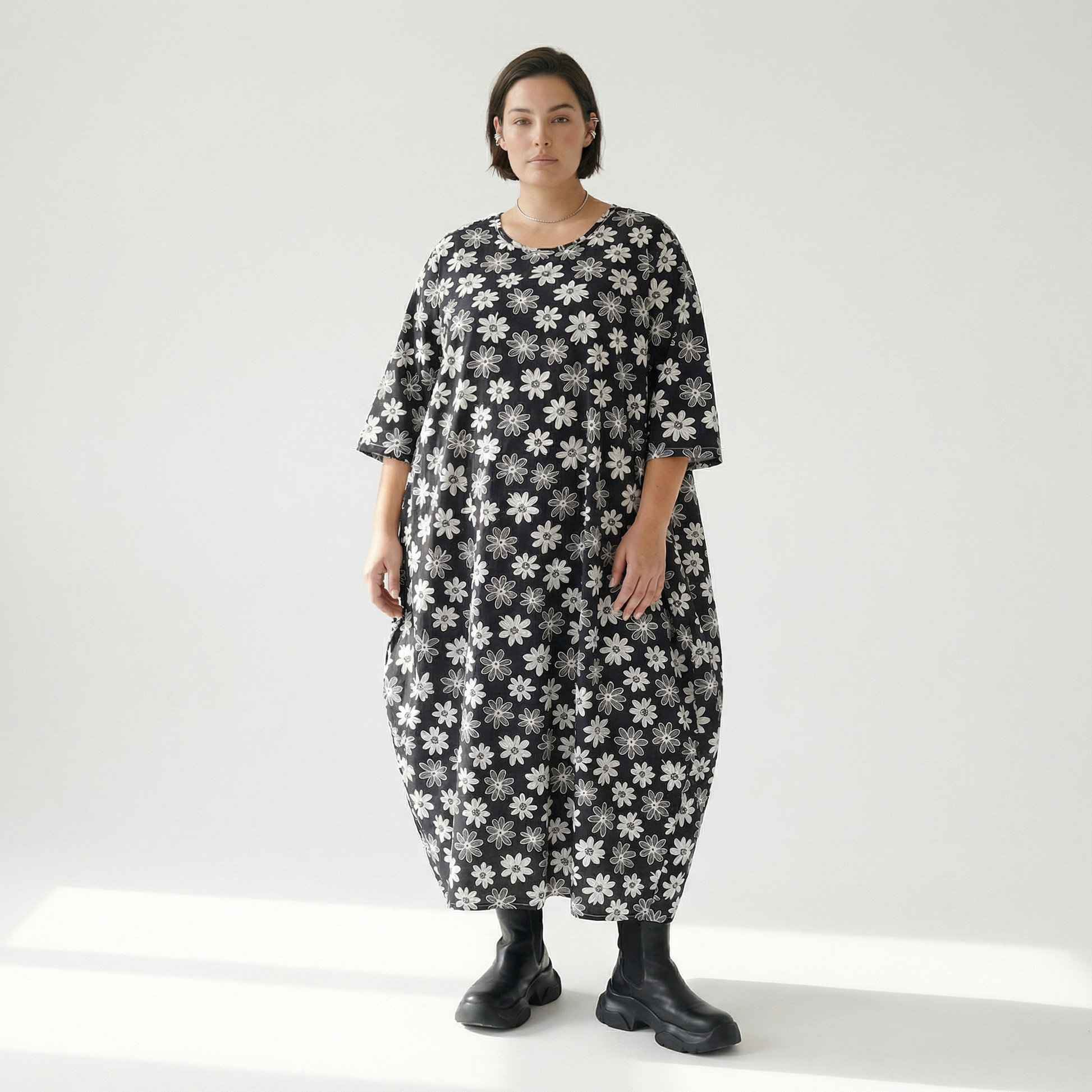 Ballonkleid von AKH Fashion aus Viskose, 1575.01926, Schwarz/Weiß, Blumen, Ausgefallen