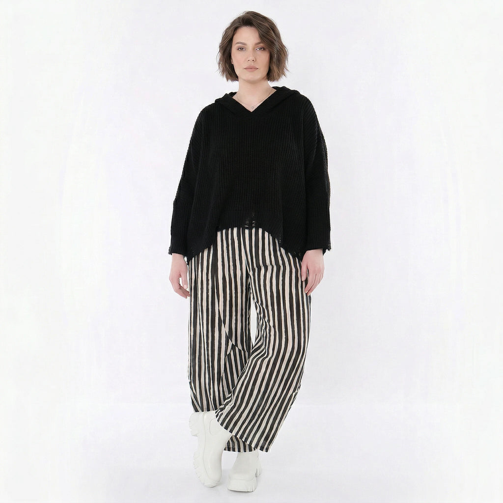 Ballon Hose im zeitlosen Lagenlook mit weiter Silhouette und luftigem Komfort, Blockstreifen, Schwarz/Weiß