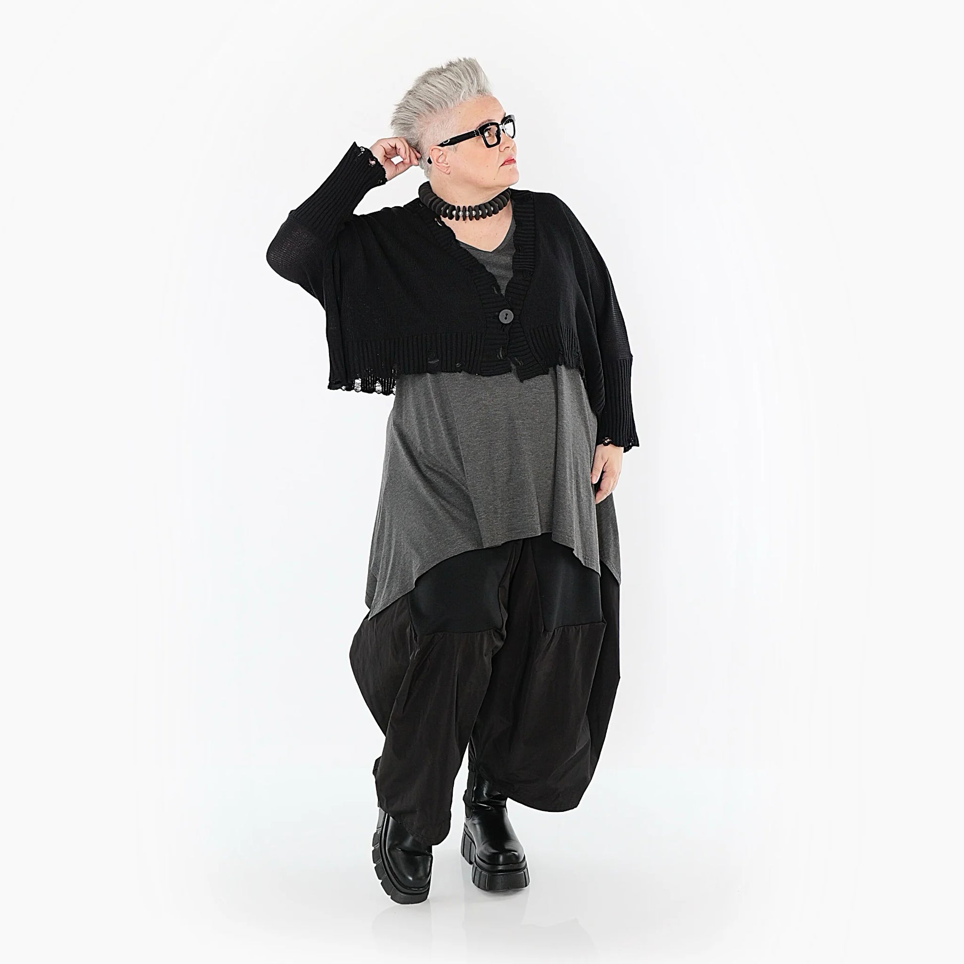  AKH Premium Jacke in kastiger Form, aus Baumwolle, P1002.2540, Schwarz, Ausgefallen