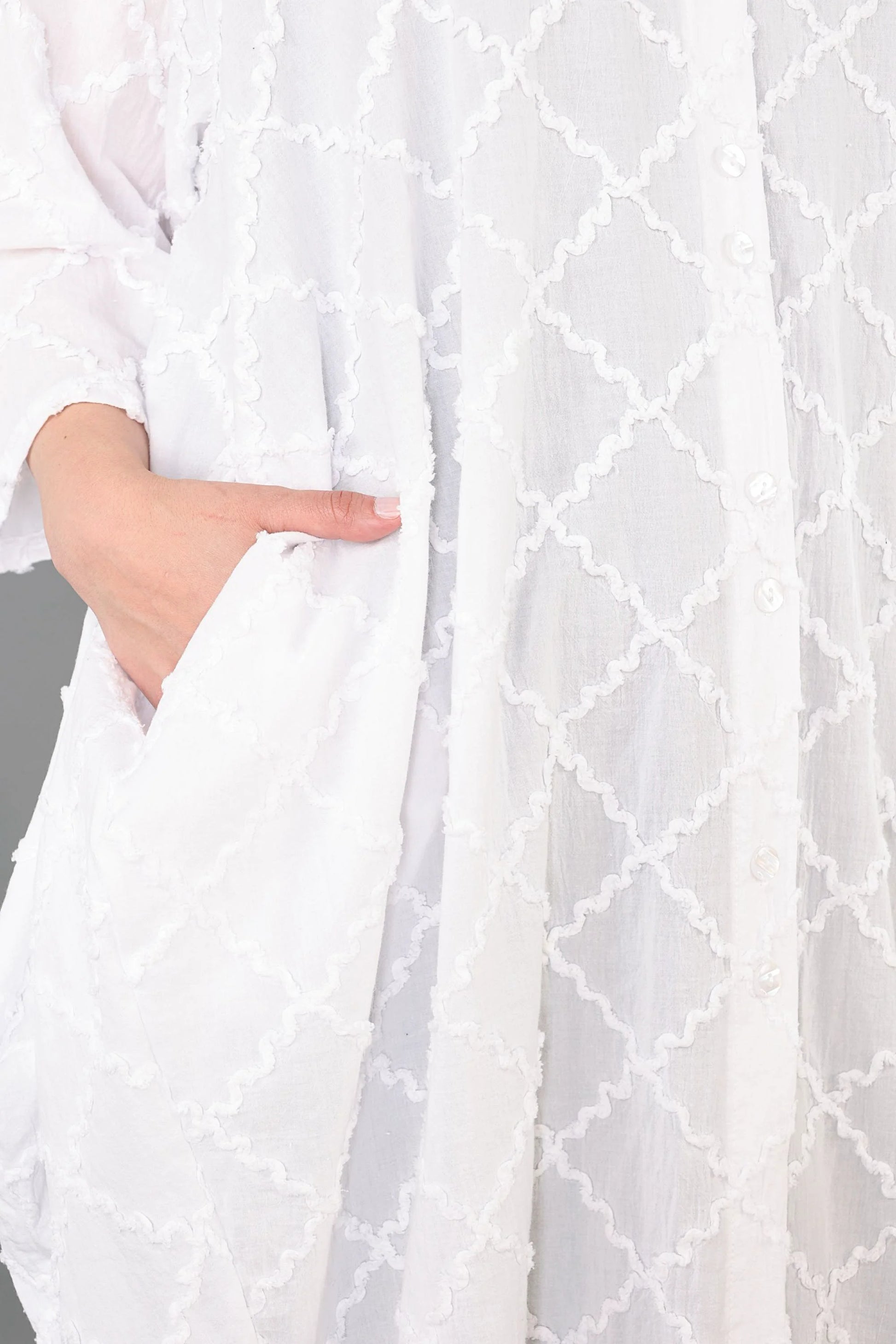  Ballon Bluse von AKH Premium aus Baumwolle, P1004.7117, Weiß, Raute, Ausgefallen, Zeitlos