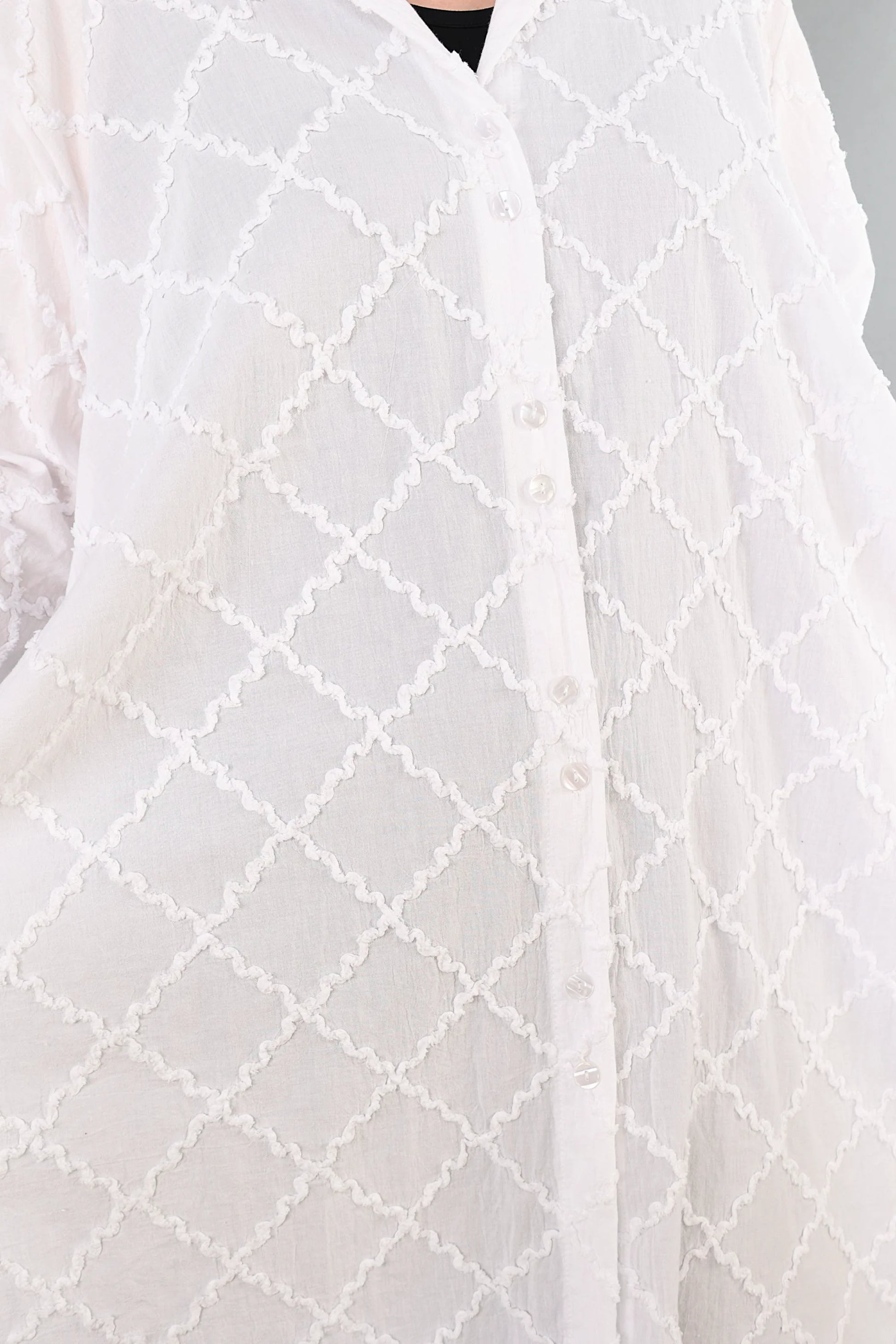  Ballon Bluse von AKH Premium aus Baumwolle, P1004.7117, Weiß, Raute, Ausgefallen, Zeitlos
