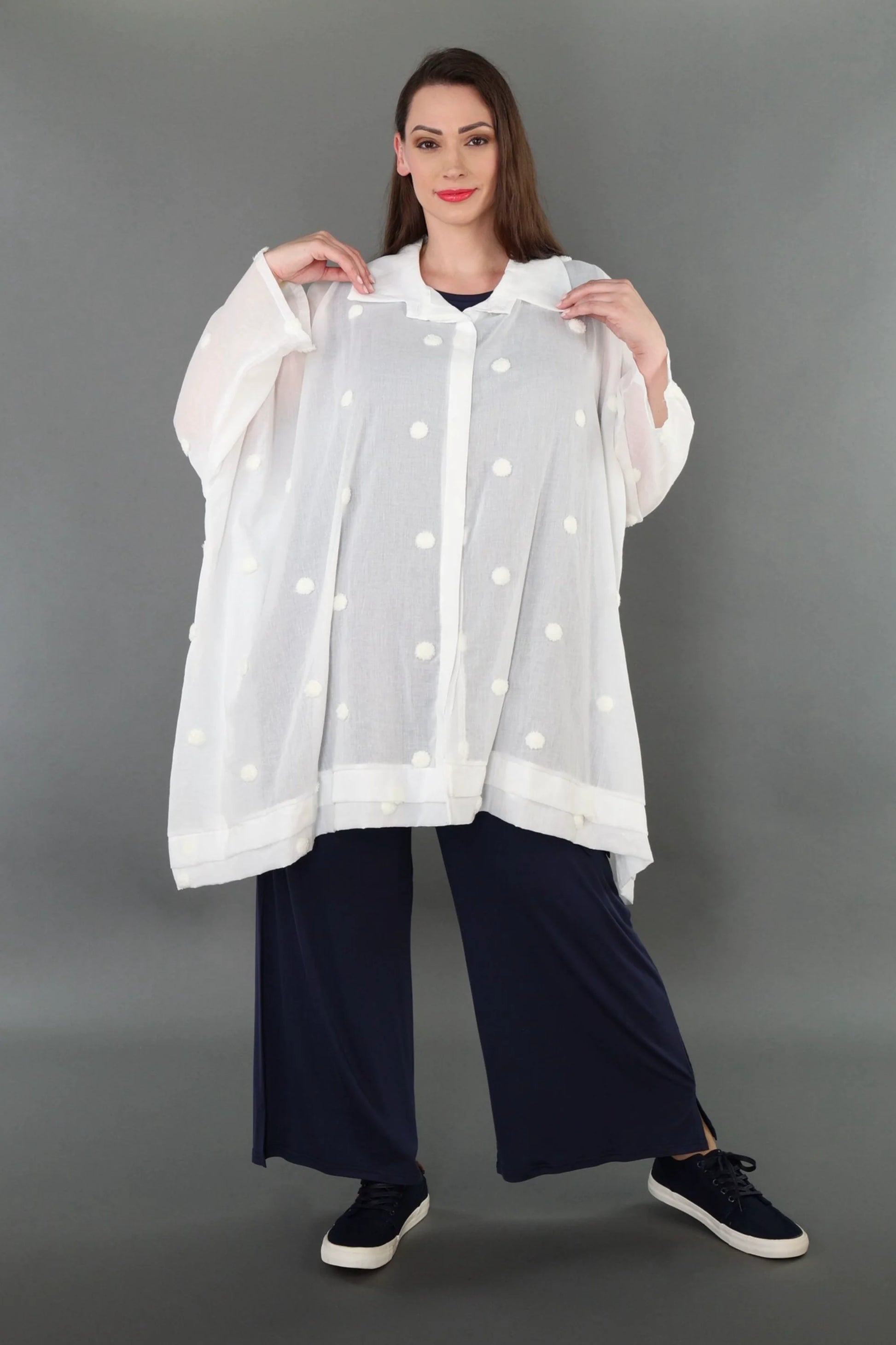  A-Form Bluse von AKH Premium aus Baumwolle, P1005.7110, Weiß, Punkte, Ausgefallen, Zeitlos