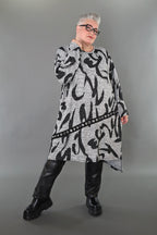  AKH Premium Bigshirt in asymmetrischer Form, aus Materialmix, P1006.7126, Grau/Dunkelgrau