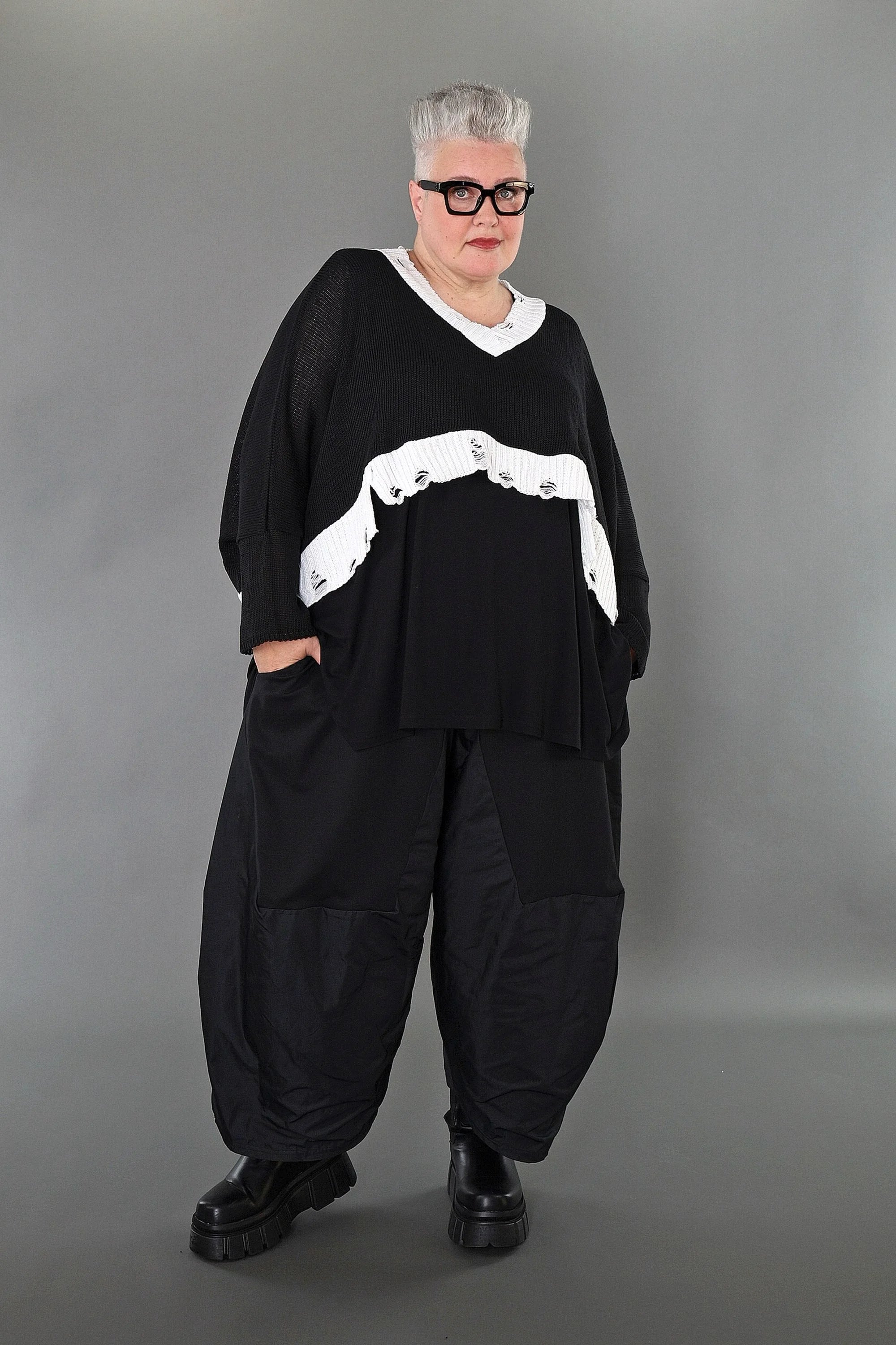  AKH Premium Überwurf in kastiger Form, aus Baumwolle, P1007.2532, Schwarz/Weiß, Schick