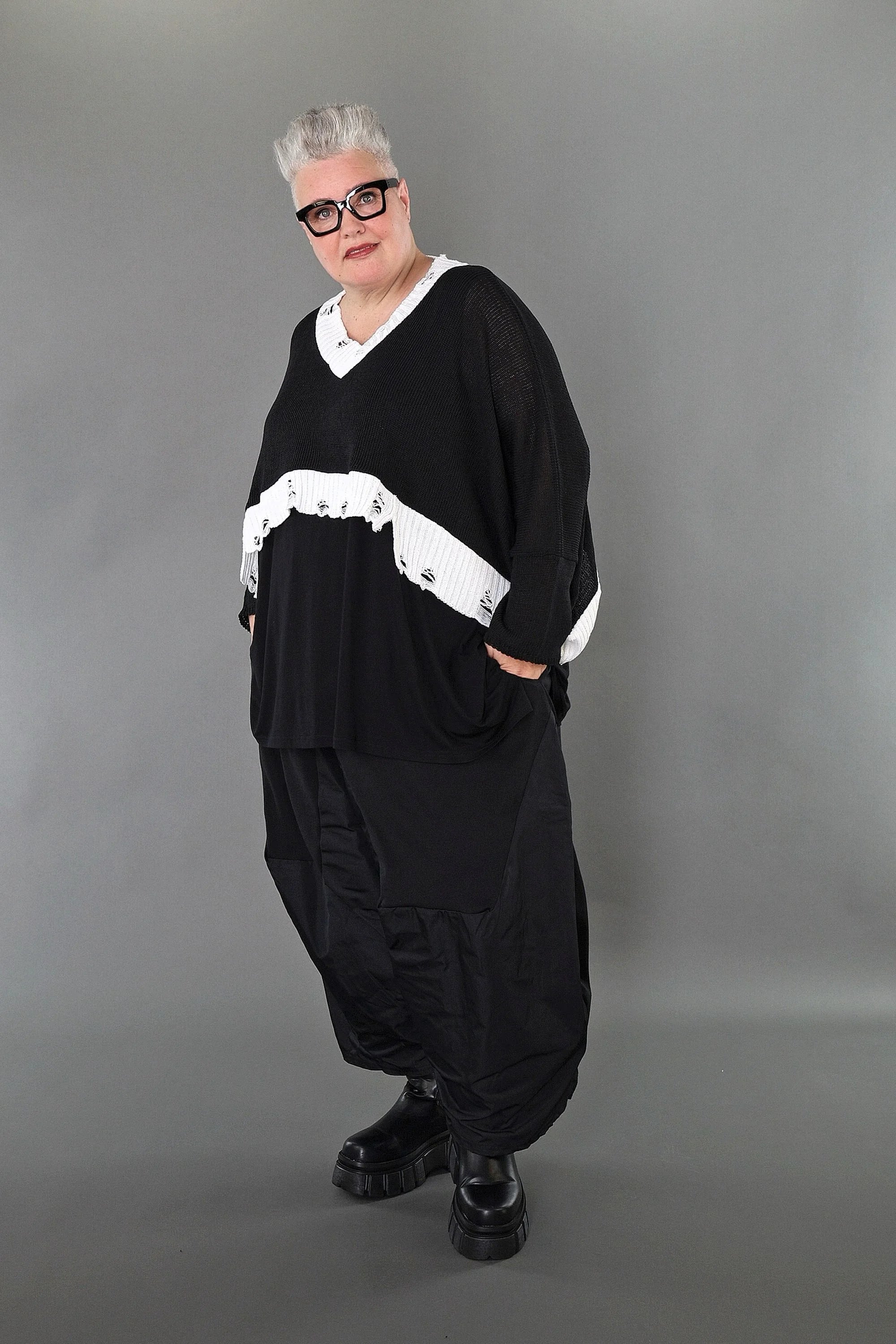  AKH Premium Überwurf in kastiger Form, aus Baumwolle, P1007.2532, Schwarz/Weiß, Schick