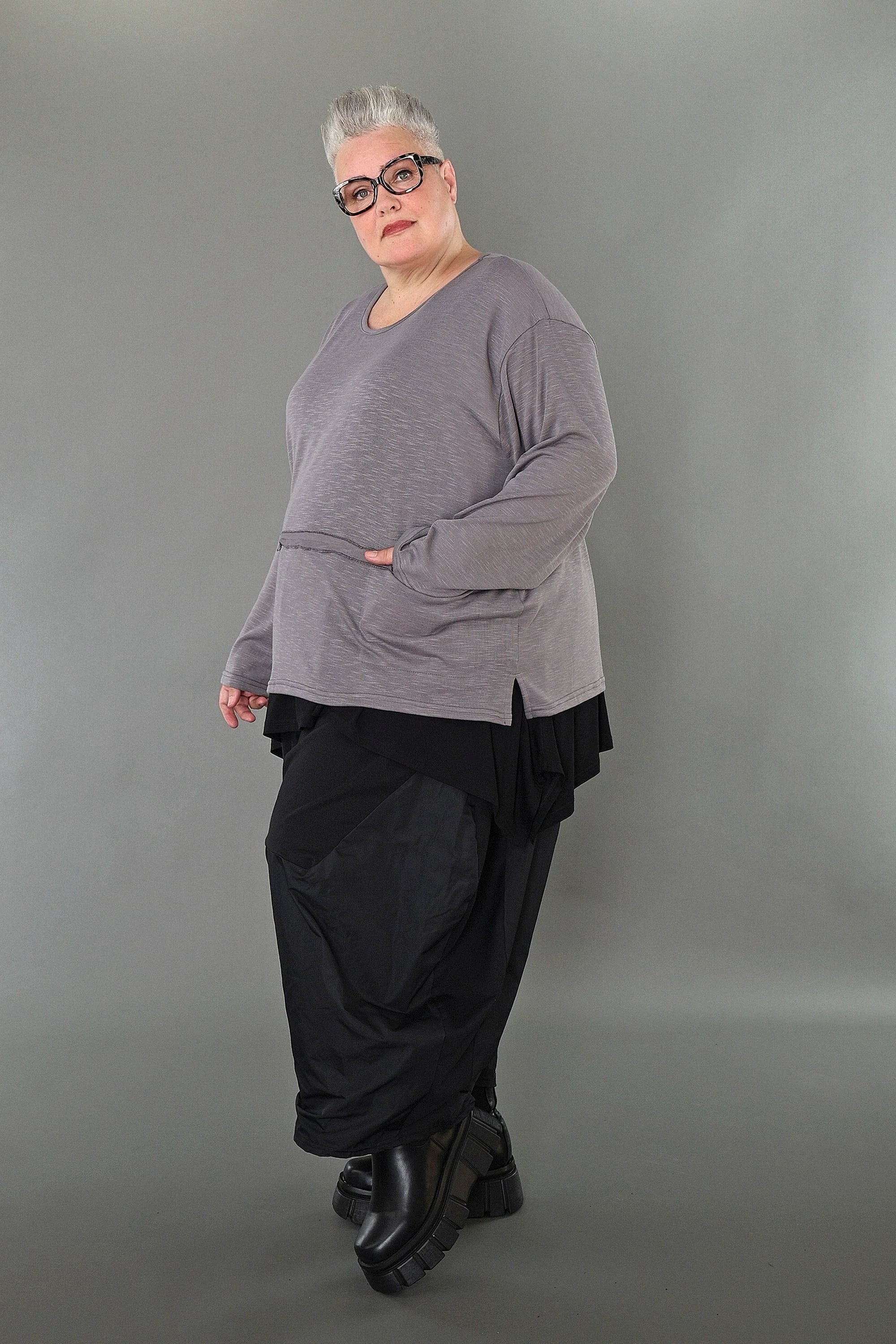  AKH Premium Bigshirt in gerader Form, aus Viskose, P1008.7130, Hellgrau, Ausgefallen, Zeitlos