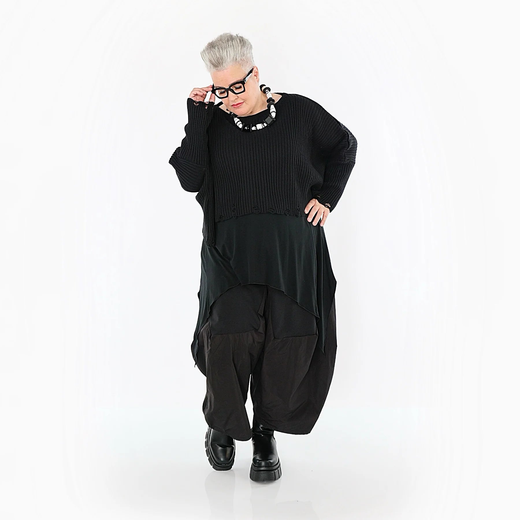  AKH Premium Überwurf in kastiger Form, aus Baumwolle, P1009.2538, Schwarz, Ausgefallen