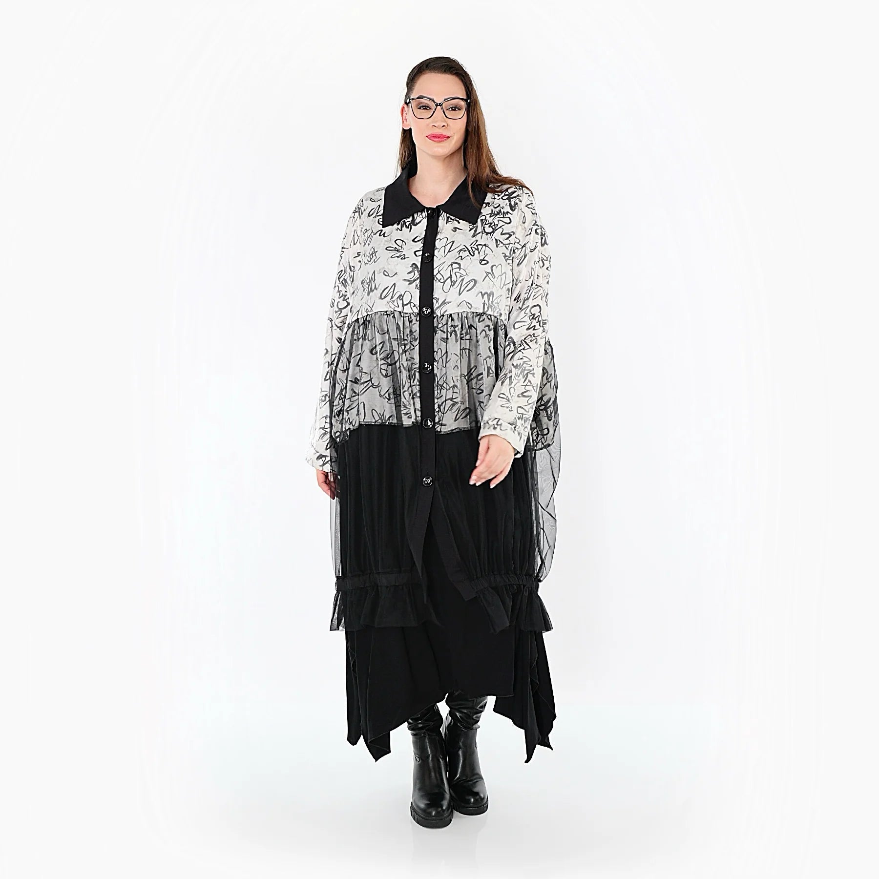  AKH Premium Bluse in gerader Form, aus Viskose, P1010.7136, Schwarz/Weiß, Grafik, Schick