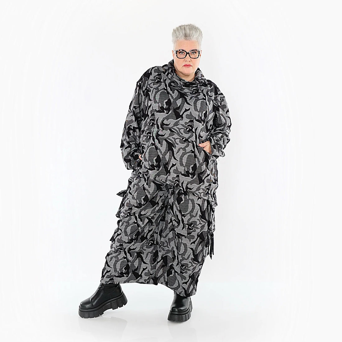  AKH Premium Hose in gerader Form, aus Viskose, P1012.7125, Grau/Schwarz, Wellen, Schick