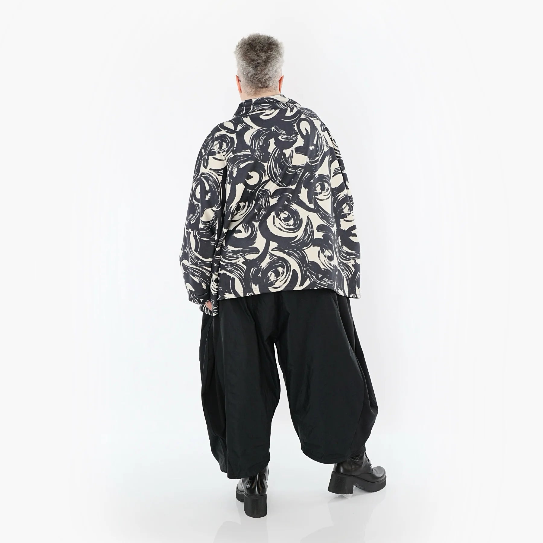  AKH Premium Jacke in kastiger Form, aus Polyester, P1016.7104, Ecru/Schwarz, Pinselstrich