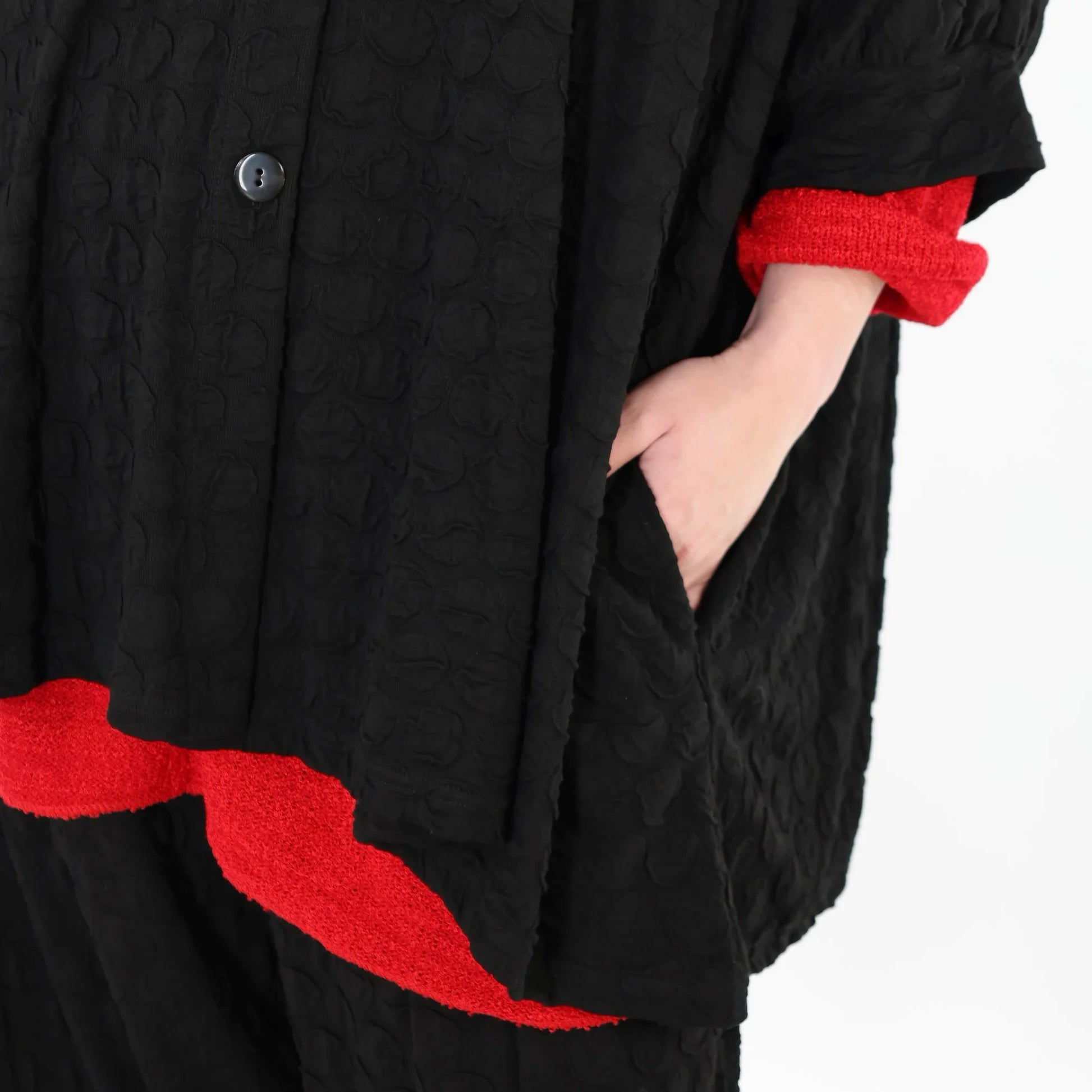  A-Form Bluse von AKH Premium aus Viskose, P1020.7116, Schwarz, Punkte, Ausgefallen, Schick