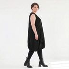 Ausgefallenes Ballonkleid aus leichtem Tencel Popeline für den modernen Lagenlook, Schwarz/Weiß