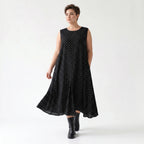 Luftiges Ballon Kleid aus fein leichter Popeline im ausgefallenen Lagenlook mit Punkten, Schwarz/Weiß