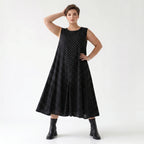 Luftiges Ballon Kleid aus fein leichter Popeline im ausgefallenen Lagenlook mit Punkten, Schwarz/Weiß