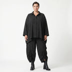 Luftig leichte A-Form Bluse im lässigen Lagenlook mit ausgefallenem Punktedesign, Schwarz/Weiß