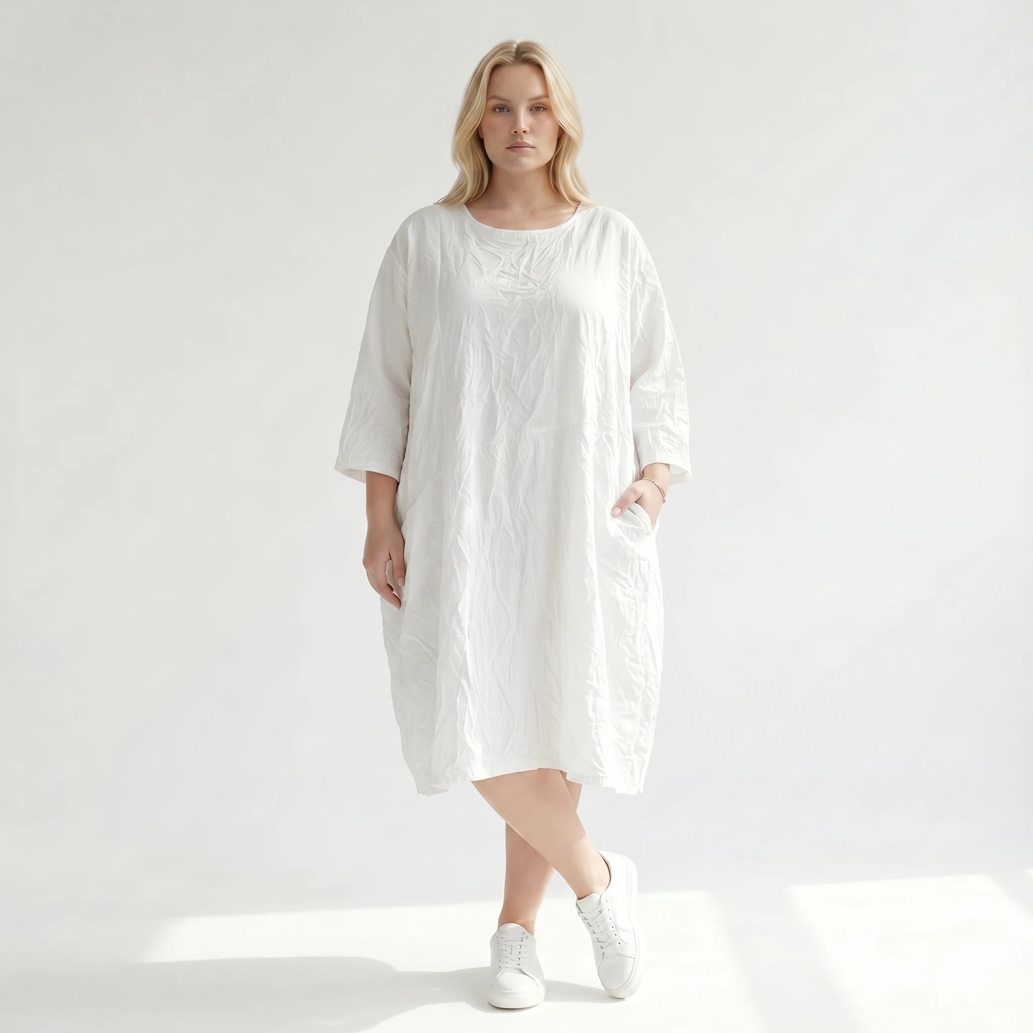 Ausgefallenes Ballonkleid im luftigen Crash Lagenlook aus pflegeleichter Popeline mit Taschen, Weiß