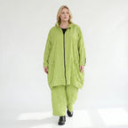 Luftige Oversize Jacke im ausgefallenen Ballonstil mit crash Popeline und legerem Lagenlook, Apfelgrün