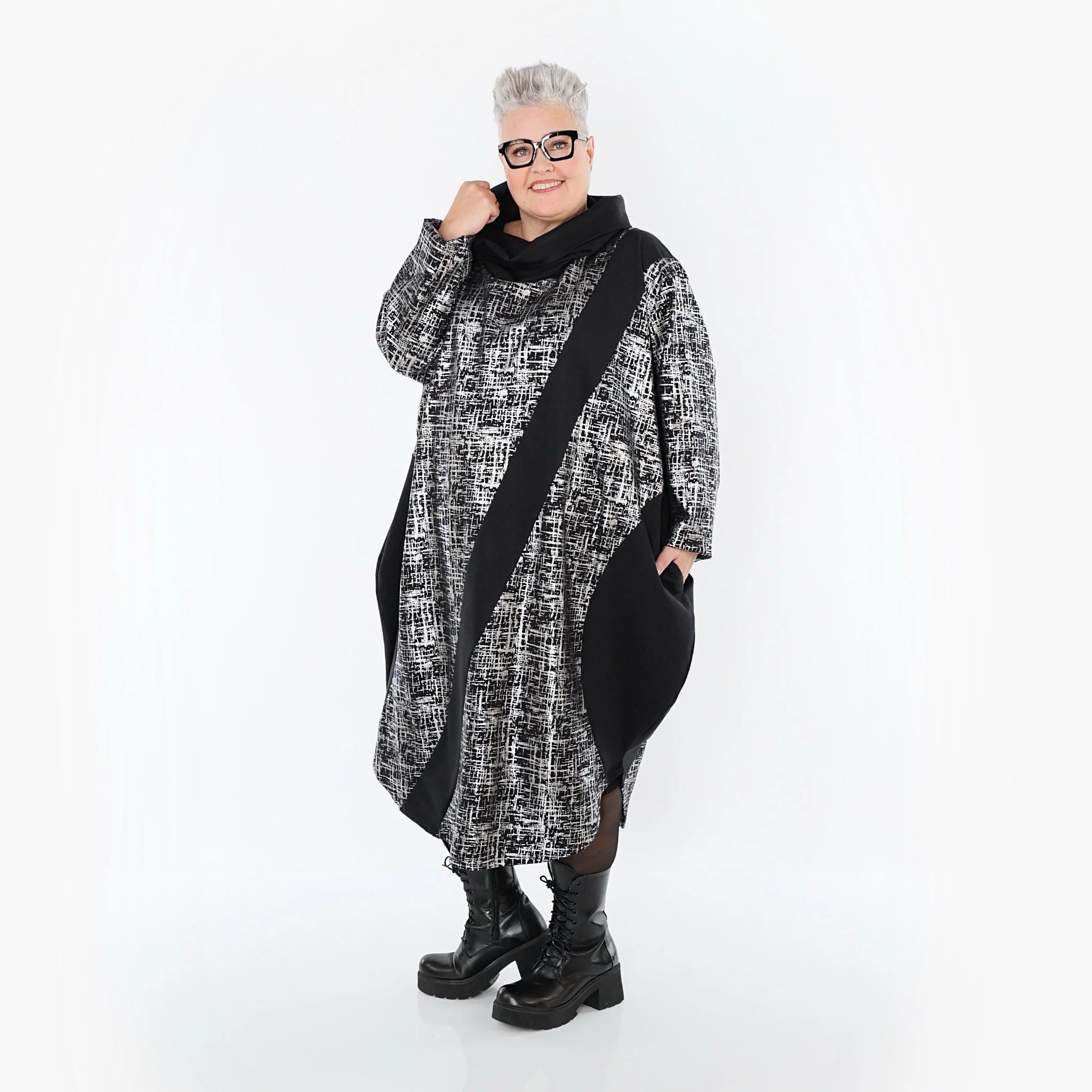  Ballonkleid von AKH Premium aus Viskose, P107158, Schwarz/Silber, Pinselstrich, Schick