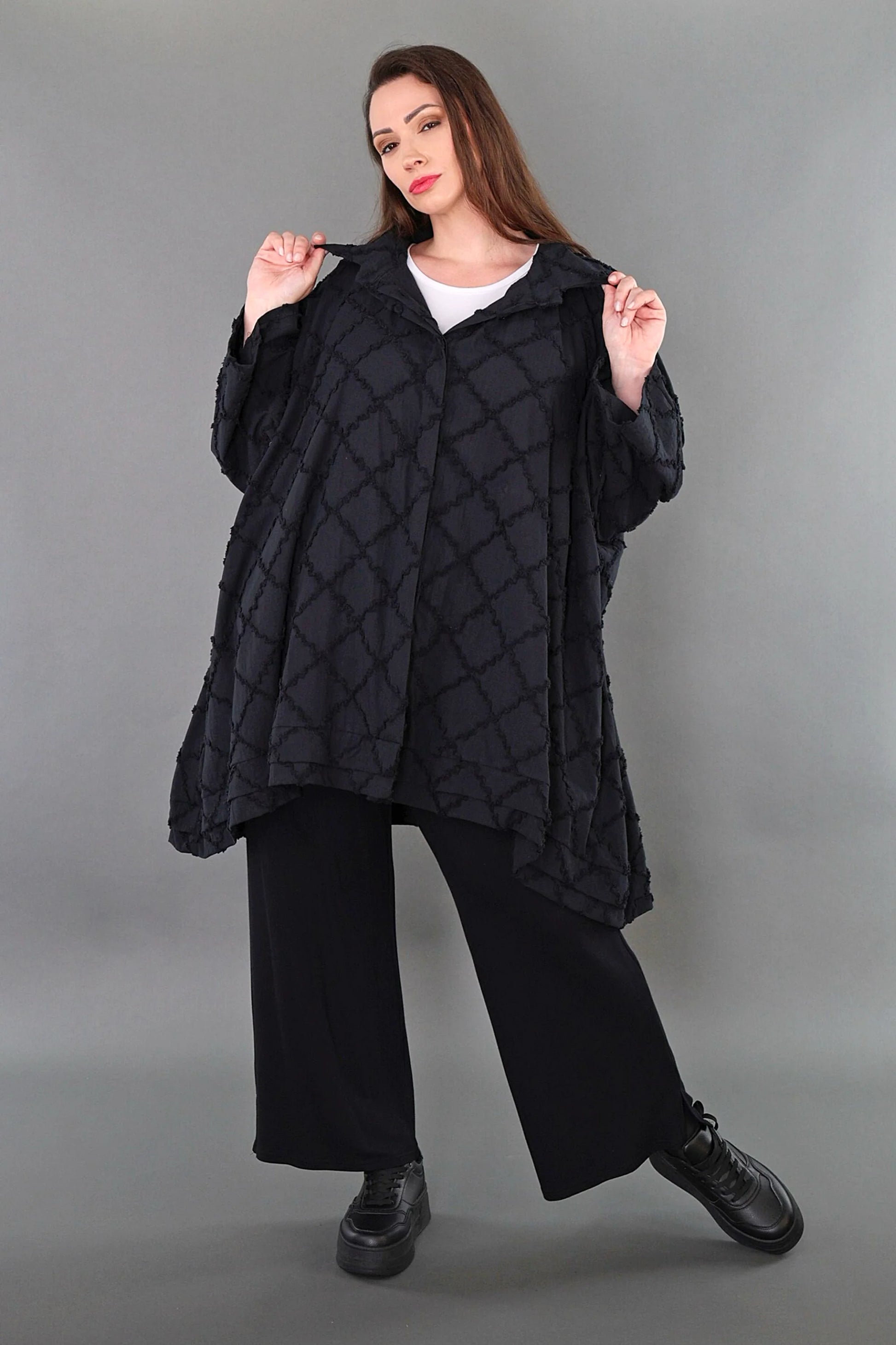  A-Form Bluse von AKH Premium aus Baumwolle, P1004.7110, Schwarz, Raute, Ausgefallen