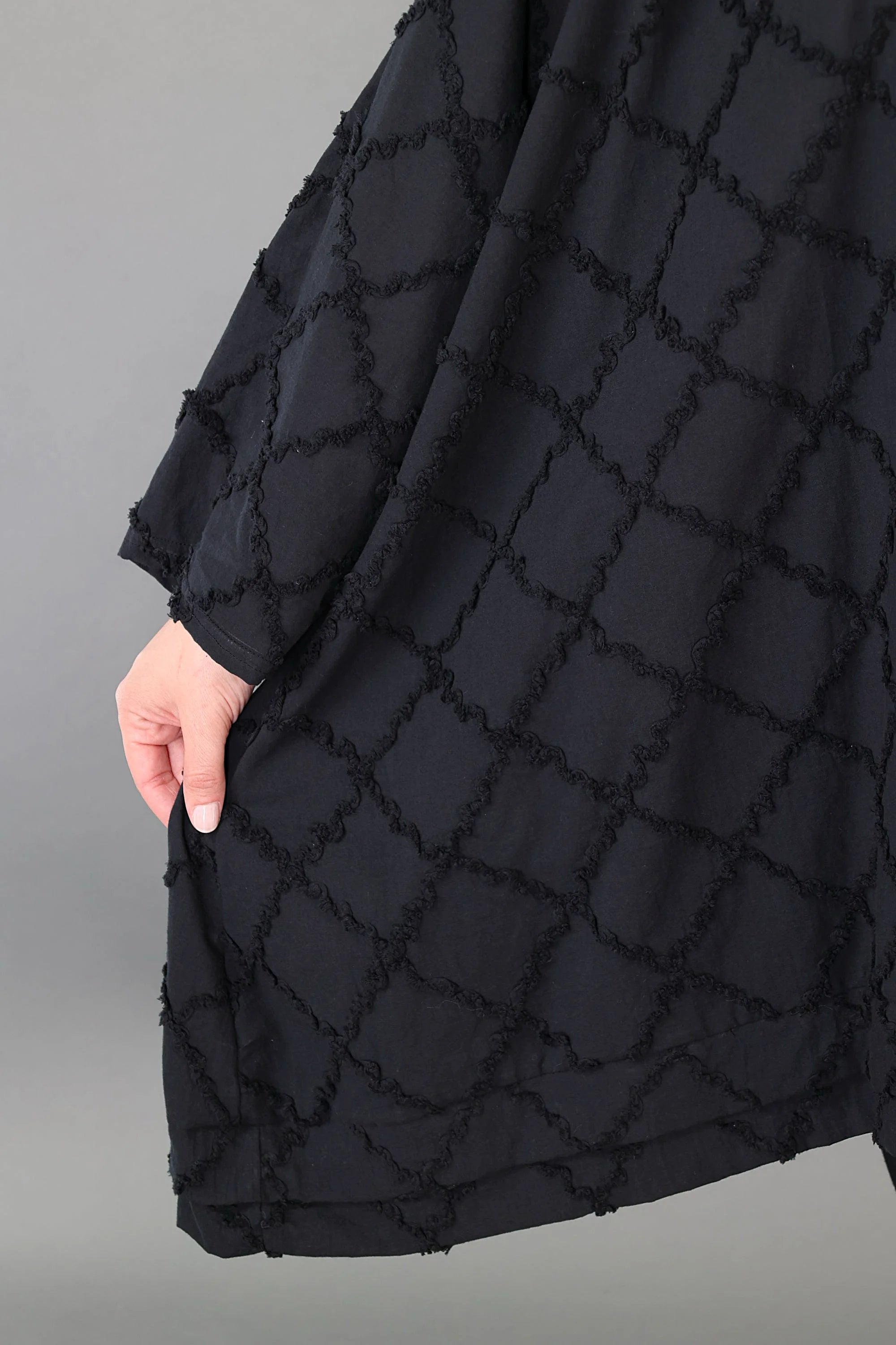  A-Form Bluse von AKH Premium aus Baumwolle, P1004.7110, Schwarz, Raute, Ausgefallen