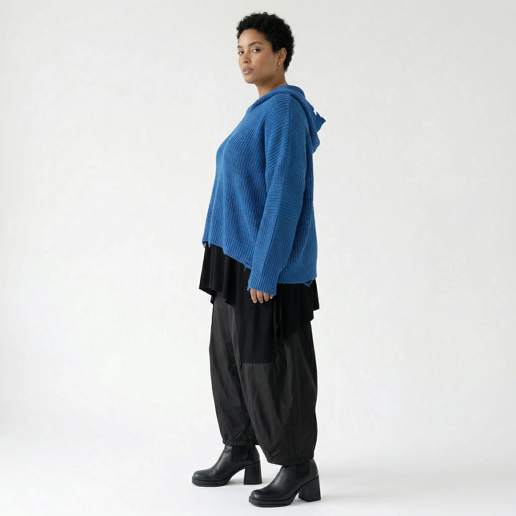 AKH Premium Bigshirt in kastiger Form, aus Baumwolle, P1032.2601, JeansBlau, Ausgefallen