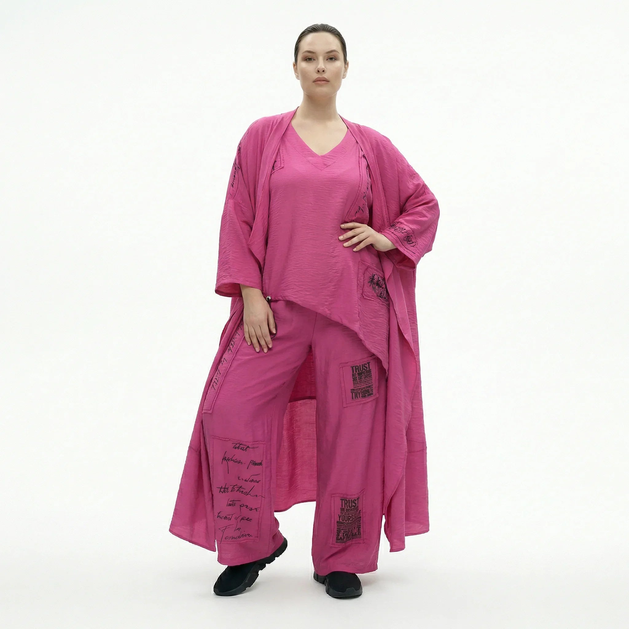 Damen 3-Teiler Magenta B-ONE – Shirt, Hose & Cardigan mit Prints aus Baumwolle, EU 40/50, Oversize-Stil, Künstlerlook