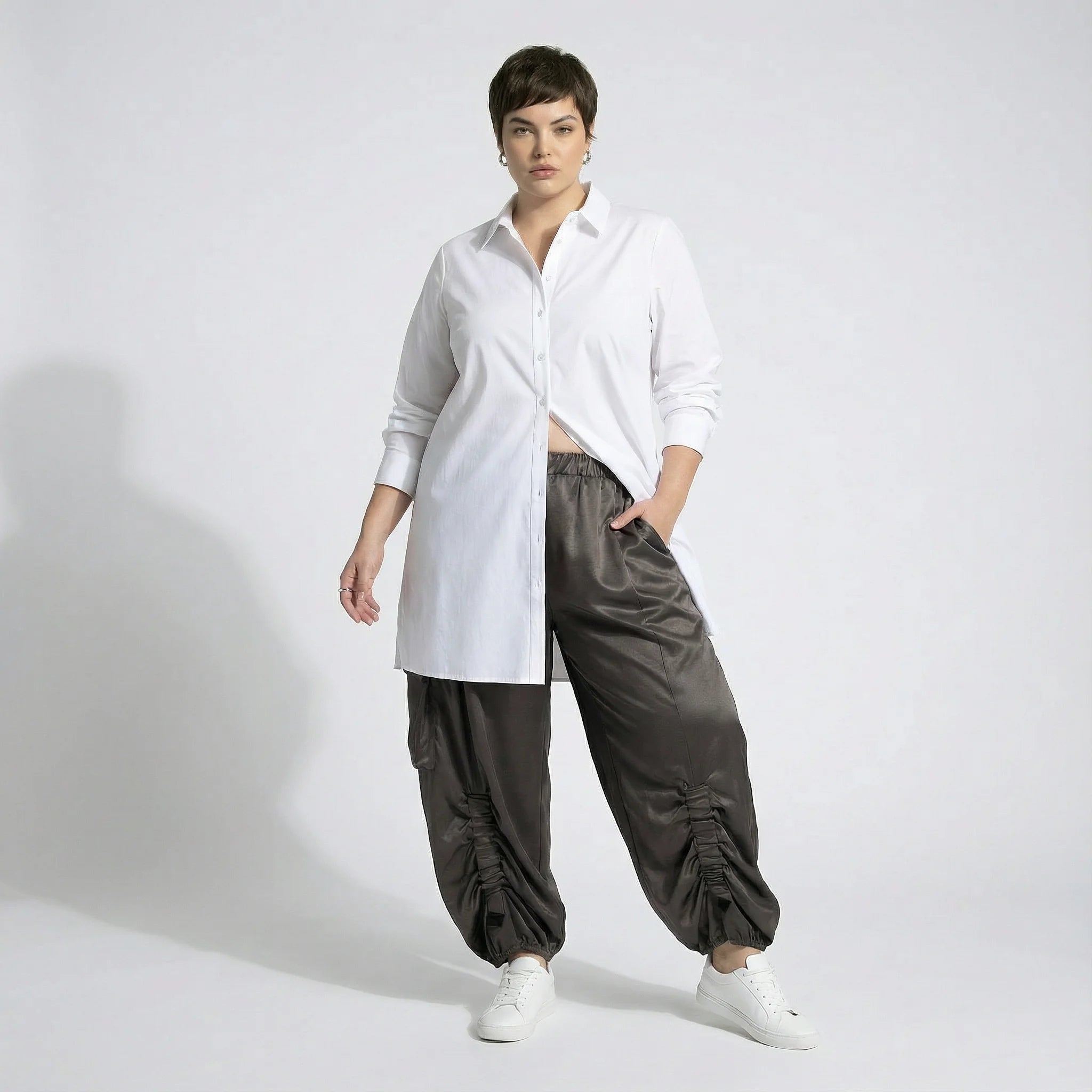 Ballonhose von AKH Premium aus Materialmix, P1027.7181, Braun, Ausgefallen, Zeitlos