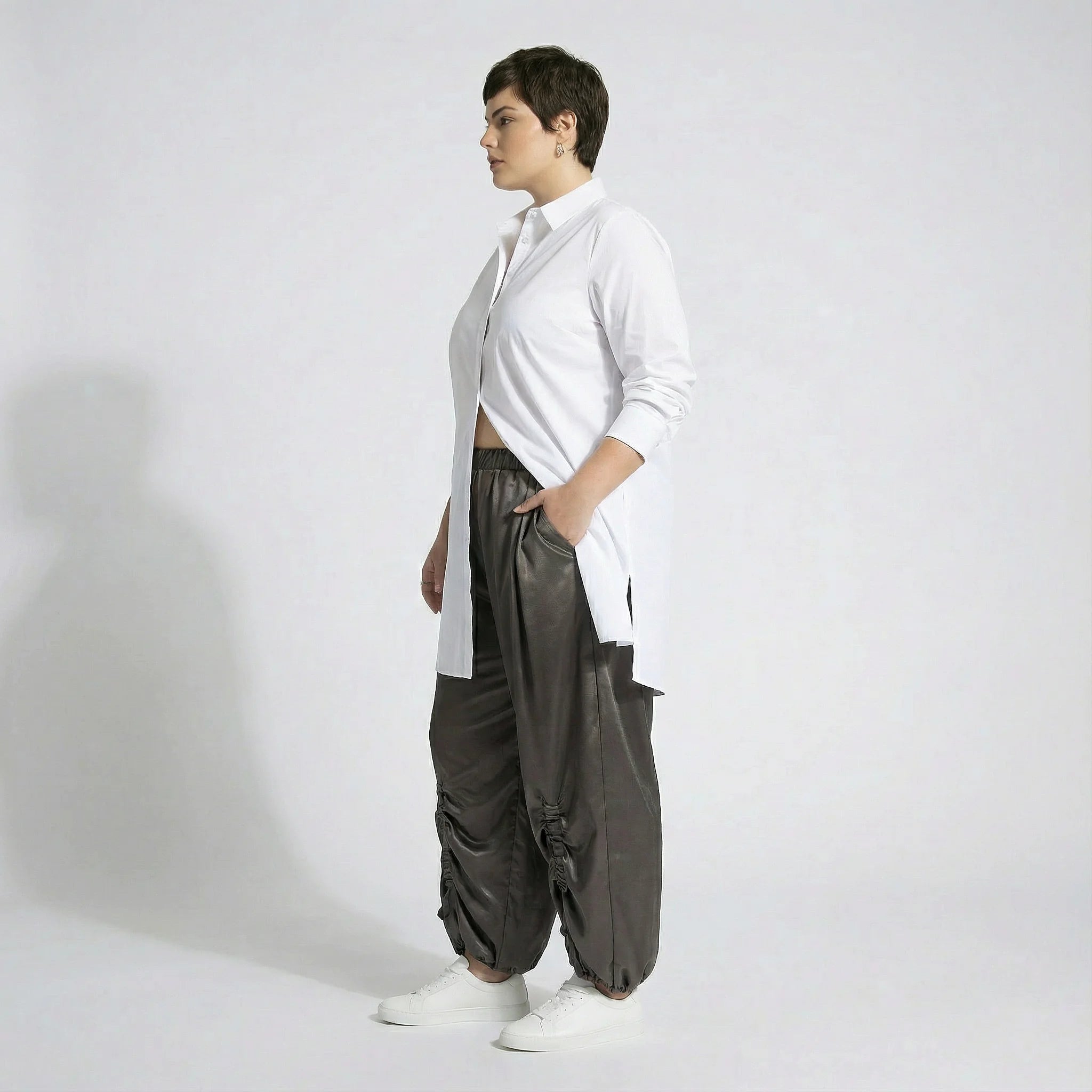 Ballonhose von AKH Premium aus Materialmix, P1027.7181, Braun, Ausgefallen, Zeitlos