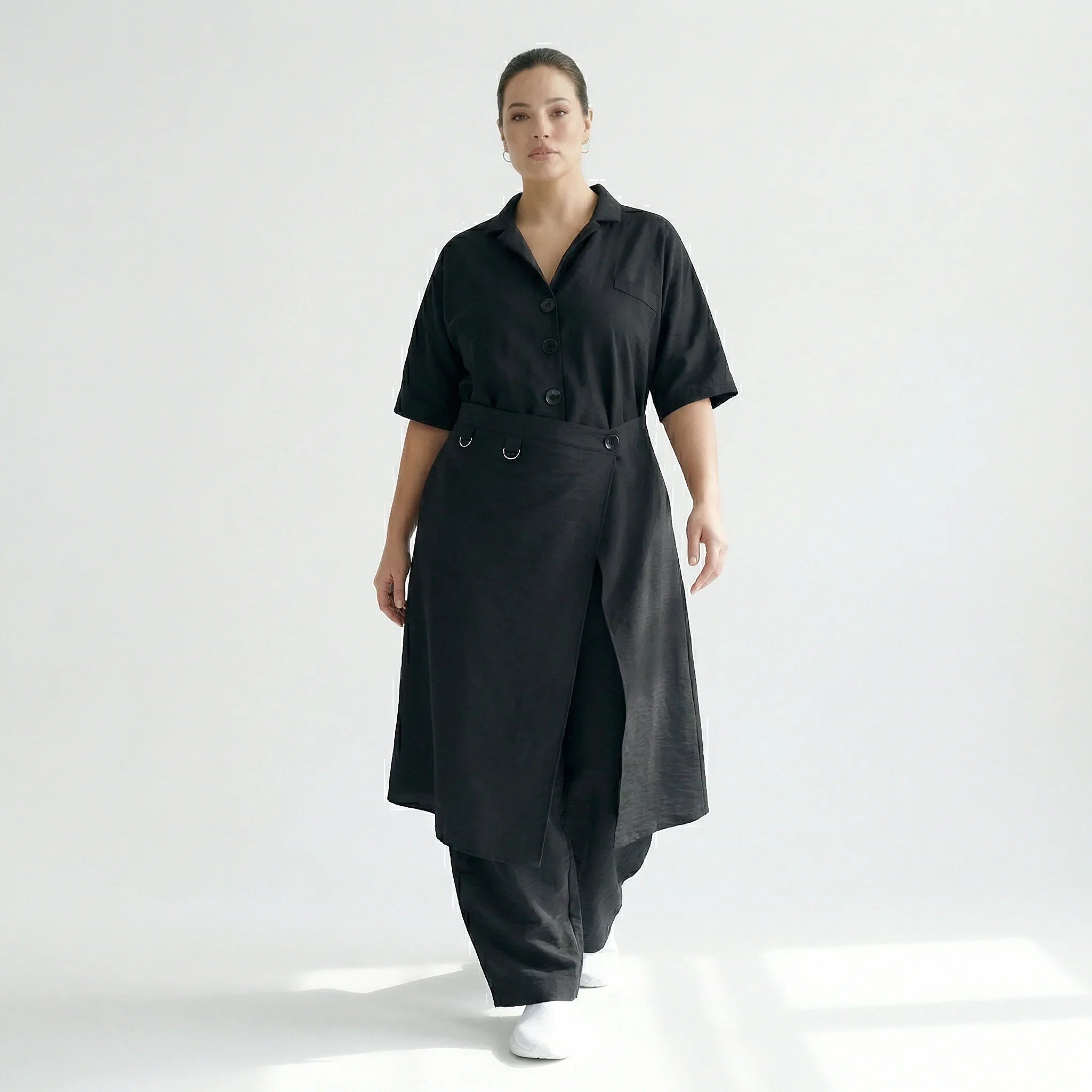 Cadrelli Damen Jumpsuit Schwarz Oversize Crash Twill Viskose Lycra Übergang EU 40 bis 48 – luftiger Avantgarde Einteiler