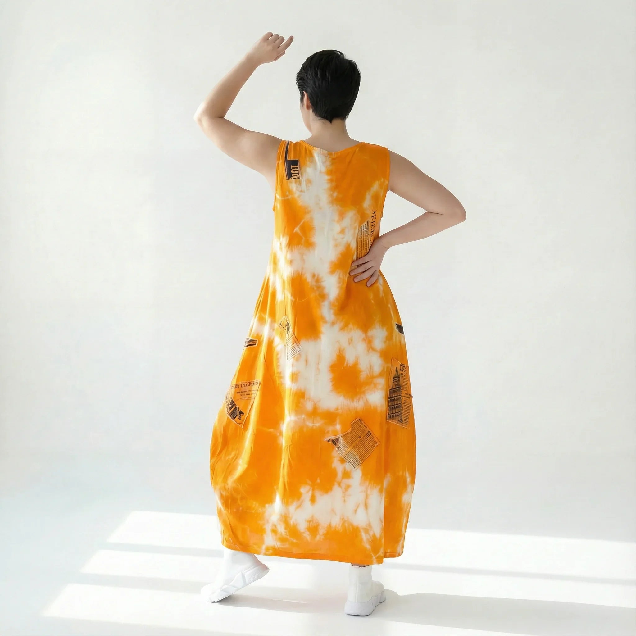 B-ONE Damen Batik Maxikleid Orange Weiß aus Baumwolle, Made in Türkei, Größen EU 36/46, Sommerkleid Avantgarde