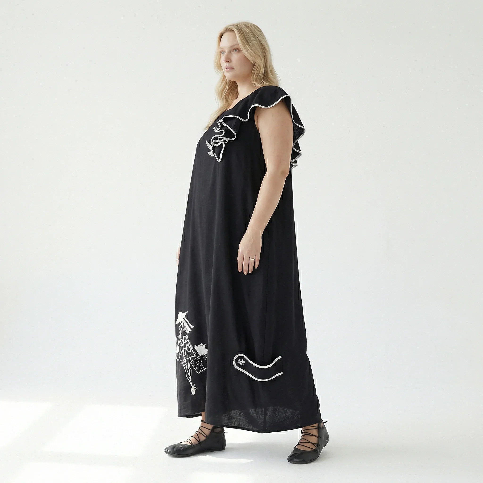 Damen Kleid schwarz LUANI Avantgarde Look mit Applikationen, Baumwollmix, EU 40 bis 48