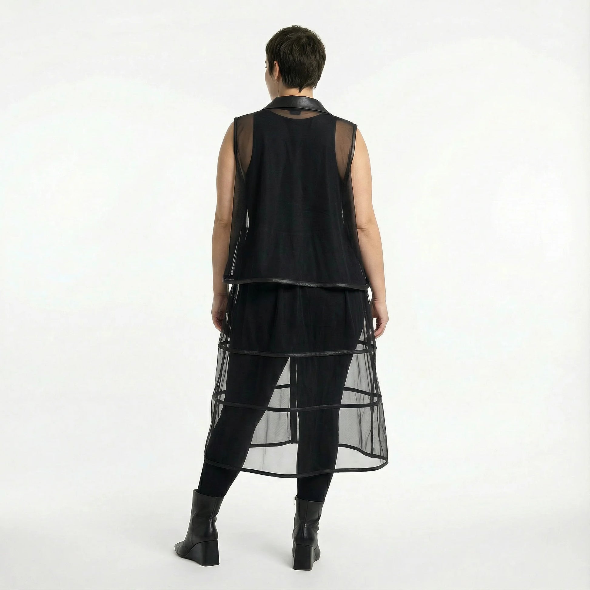  A-Form Weste von AKH Premium aus Materialmix, P1027.7120, Schwarz, Ausgefallen, Zeitlos