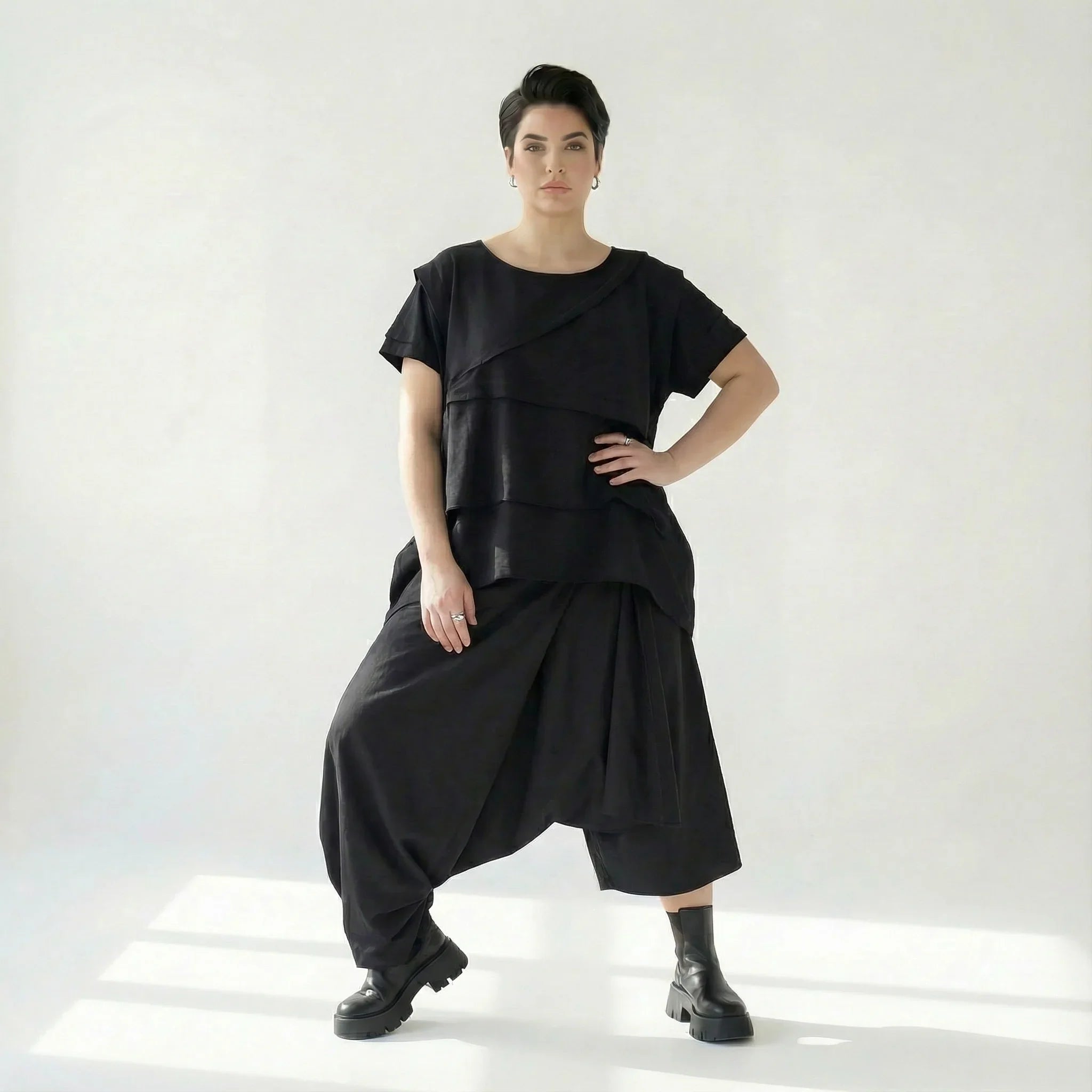 Damen Ballonhose Schwarz Caraclan, asymmetrischer Schnitt, Baumwolle, EU 38 bis 50 – Avantgarde, weit, künstlerisch, urban