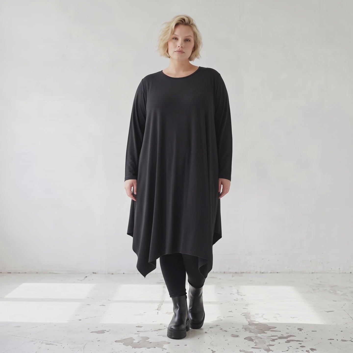 Fließendes A-Linienkleid aus Slinky mit Stretch und Rundhalsausschnitt pflegeleicht