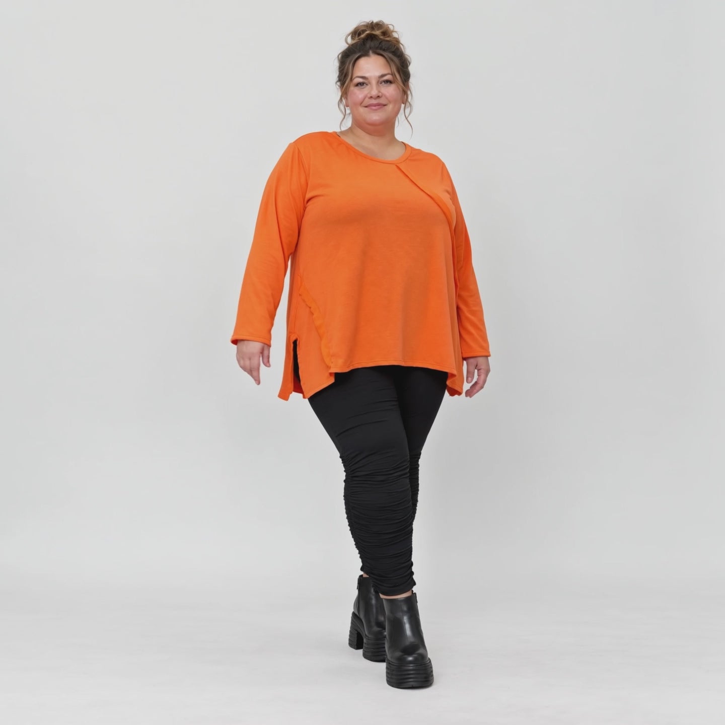 Langarmshirt in Orange aus weichem Stretchjersey mit Rundhalsausschnitt und A-Linie