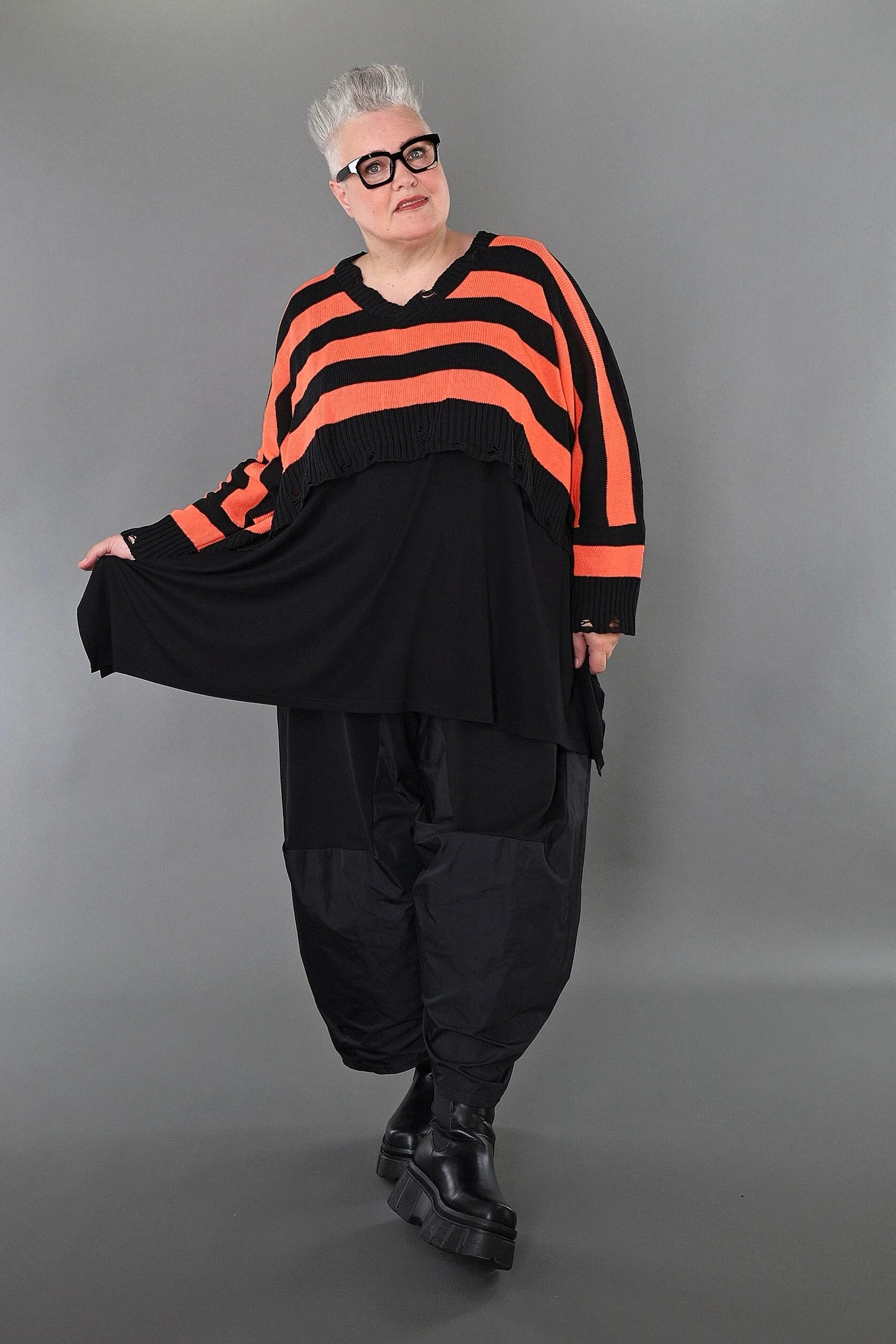  AKH Premium Überwurf in kastiger Form, aus Baumwolle, P1007.2537, Schwarz/Orange, Schick