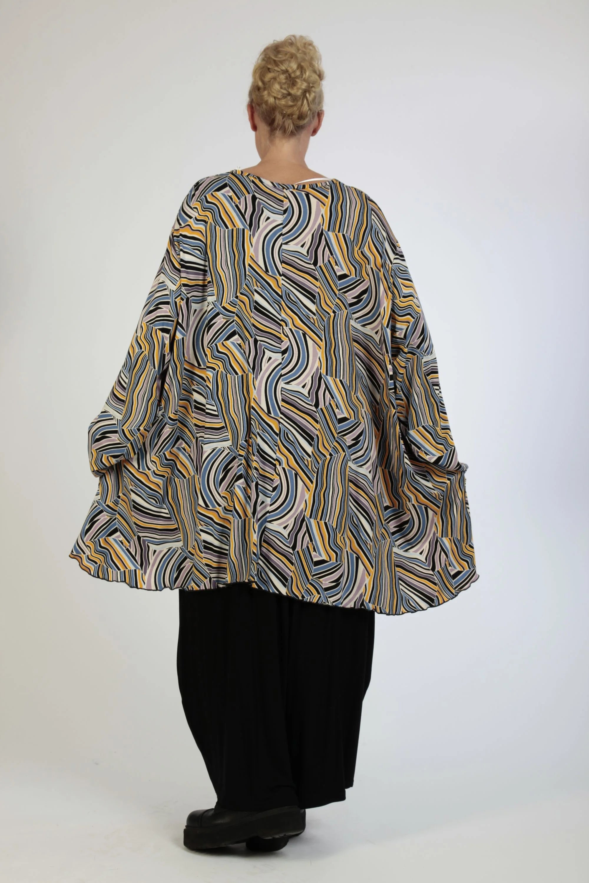  A-Form Bigshirt von AKH Fashion aus Viskose, 1169.06866, Blau-Gelb-Flieder, Grafik, Schick