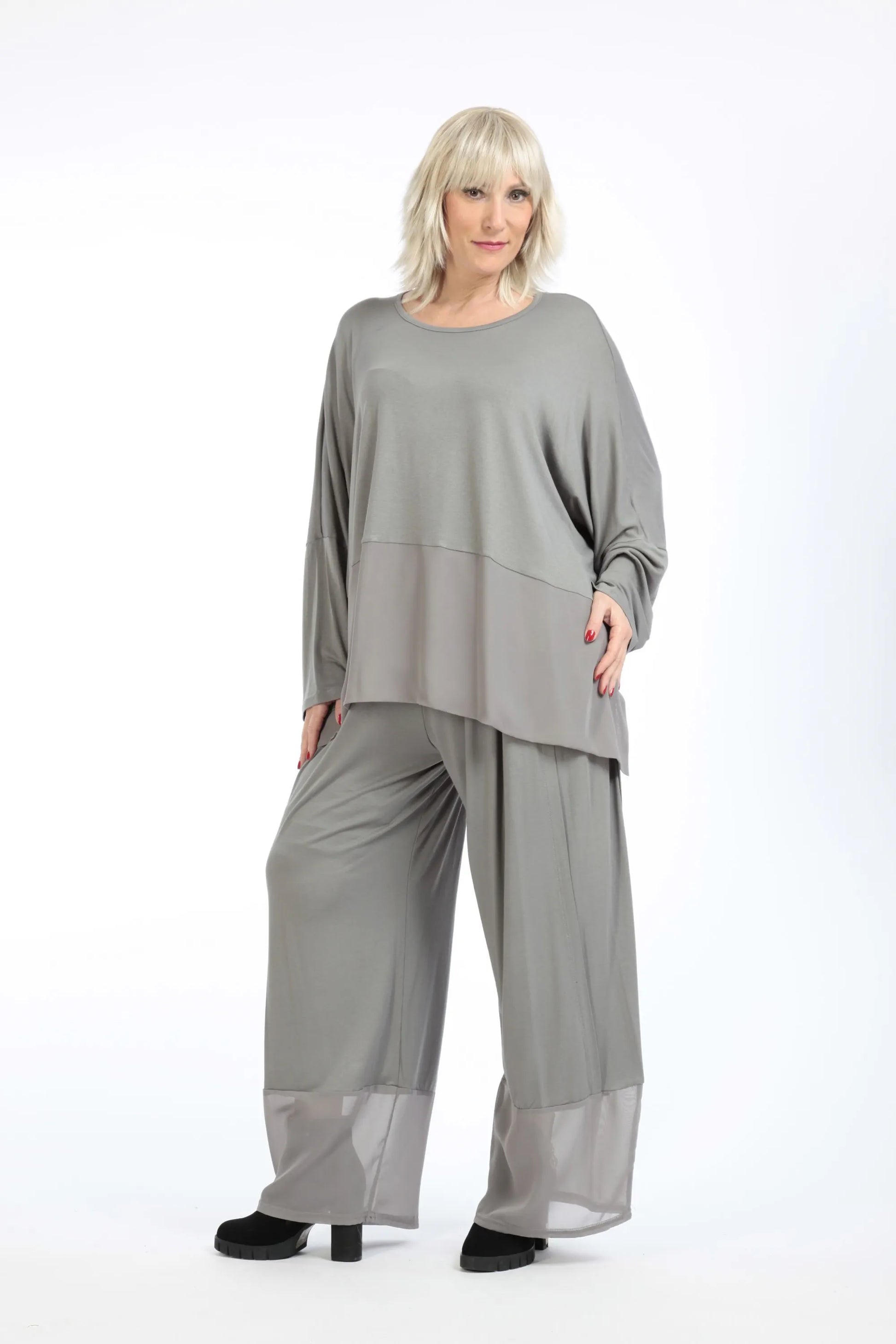  Bigshirt von AKH Fashion aus Viskose in kastiger Form, 1197.06877, Grau, Unifarben, Schick