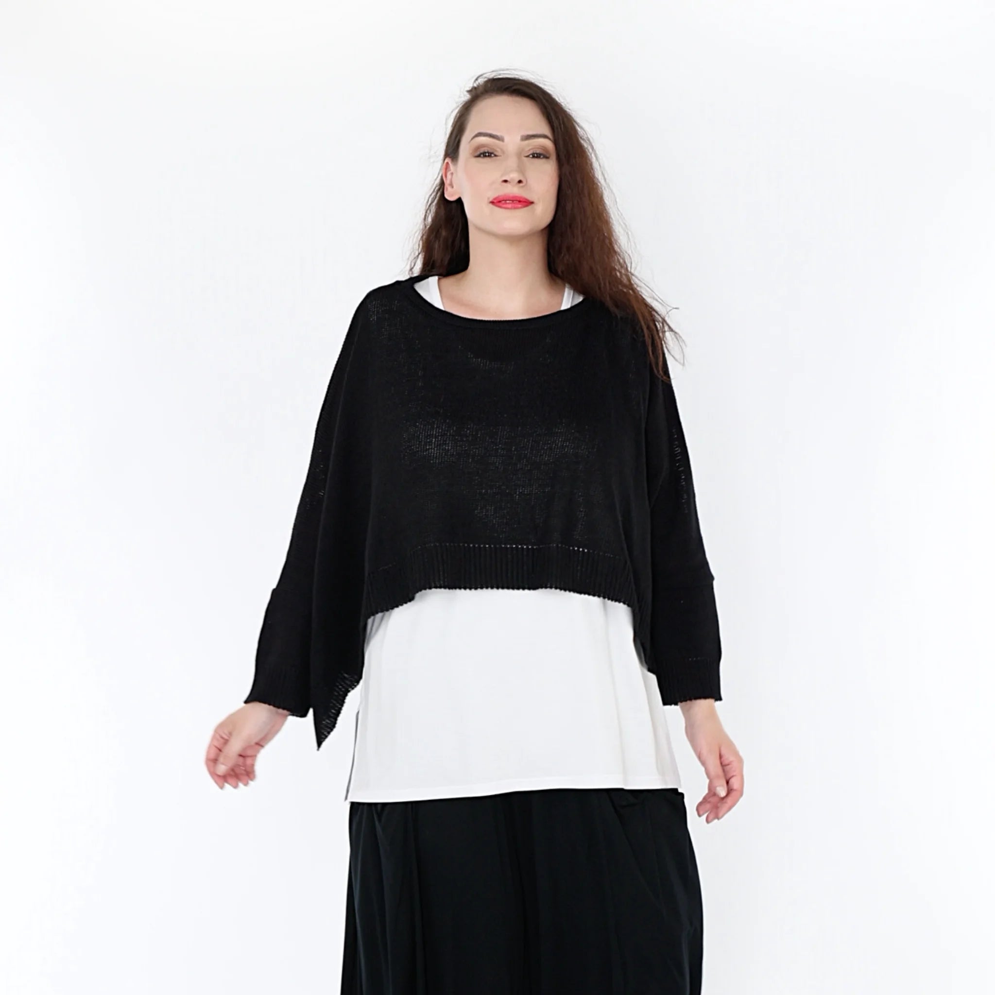  AKH Fashion Überwurf in kastiger Form, aus Materialmix, 1110.02336, Schwarz, Schick