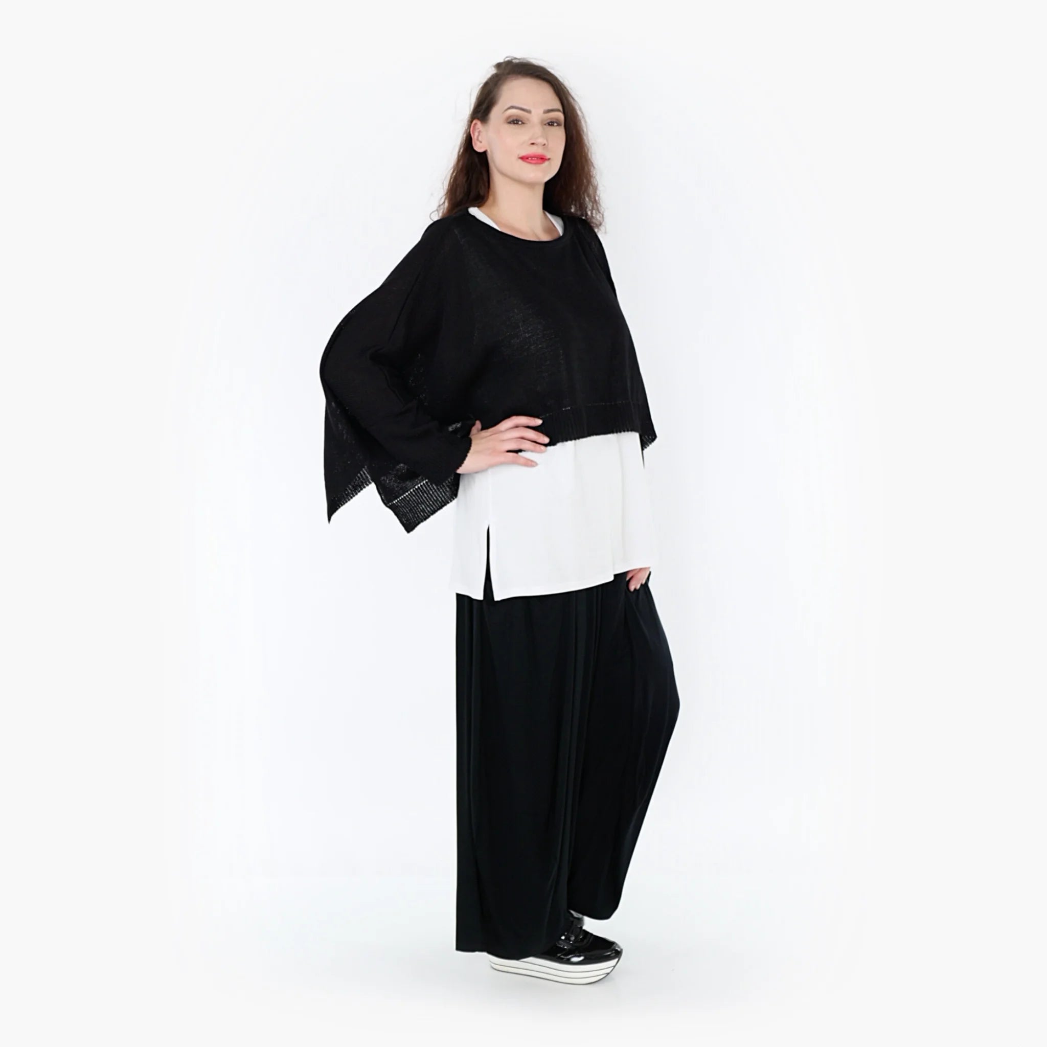  AKH Fashion Überwurf in kastiger Form, aus Materialmix, 1110.02336, Schwarz, Schick