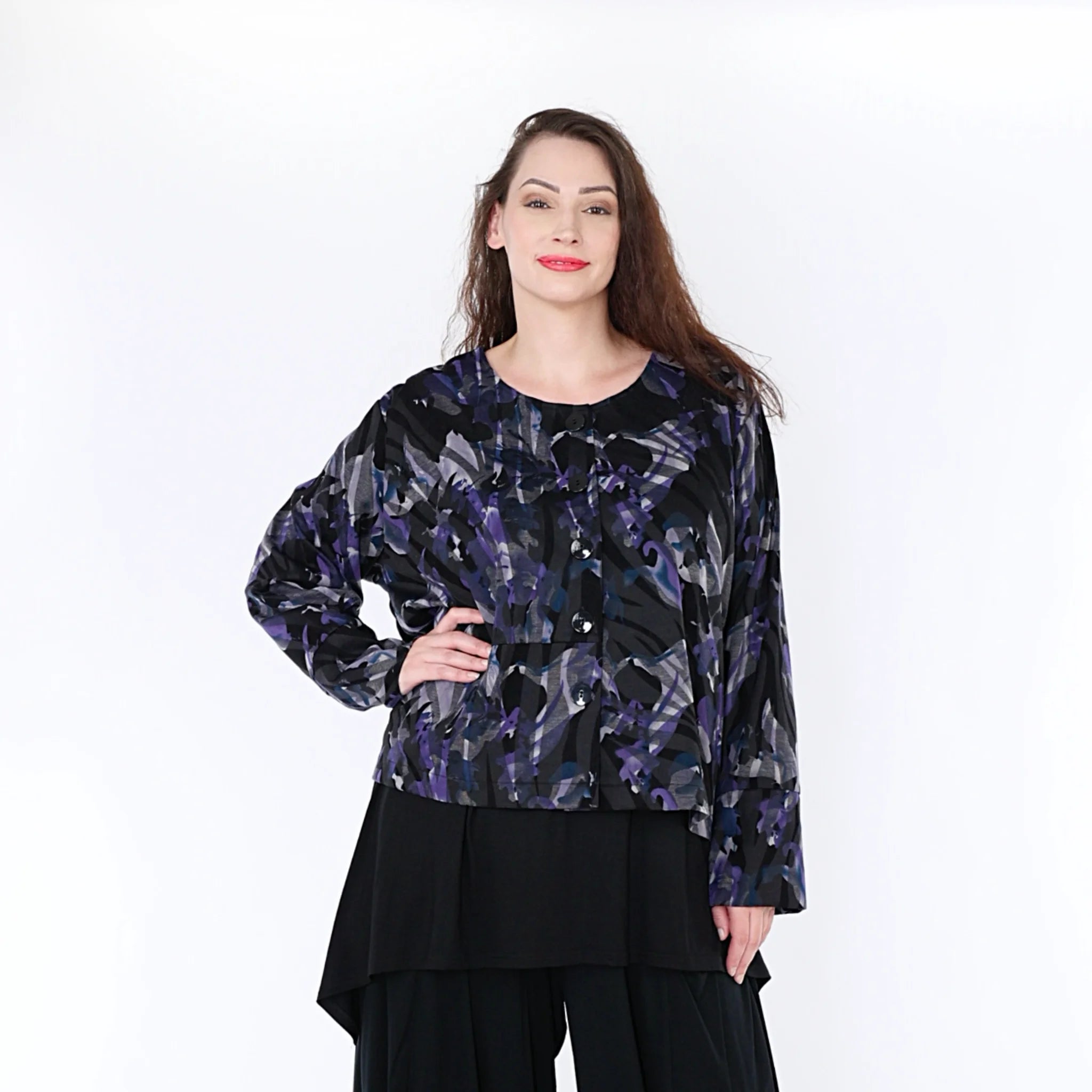 AKH Fashion Jacke in gerader Form, aus Viskose, 1330.02149, Flieder-Blau-Schwarz, Farbmix