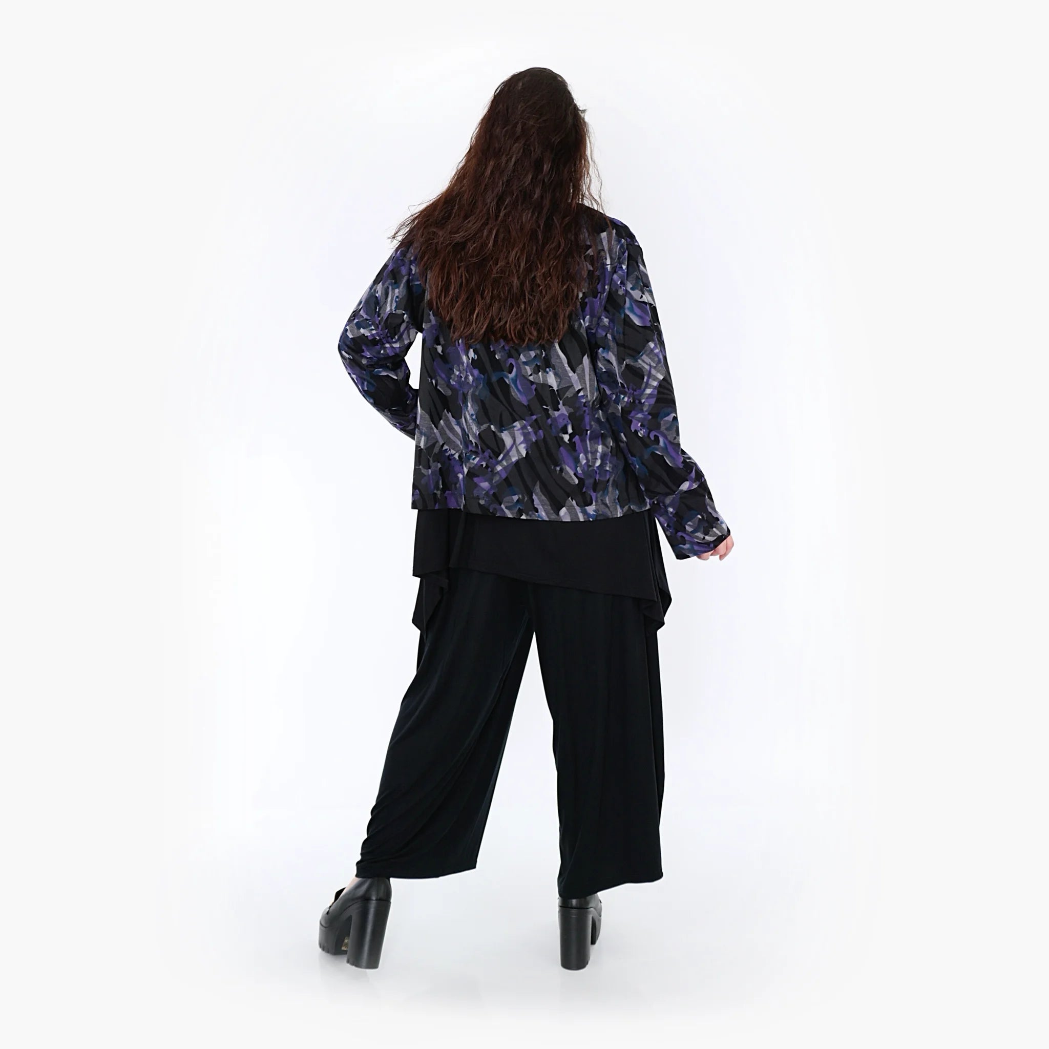  AKH Fashion Jacke in gerader Form, aus Viskose, 1330.02149, Flieder-Blau-Schwarz, Farbmix