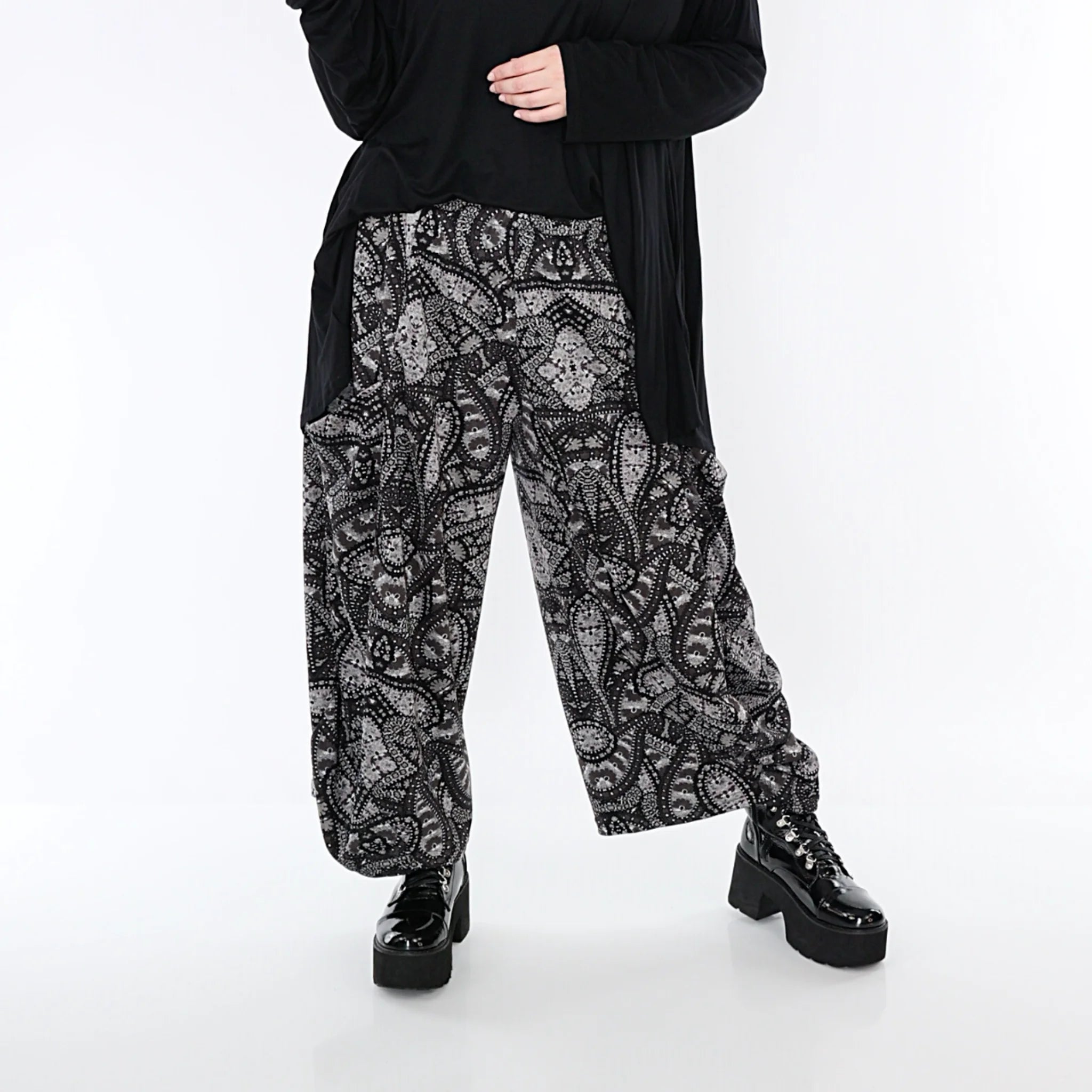  Ballonhose von AKH Fashion aus Materialmix, 1332.08069, Grau-Schwarz, Schick, Modern